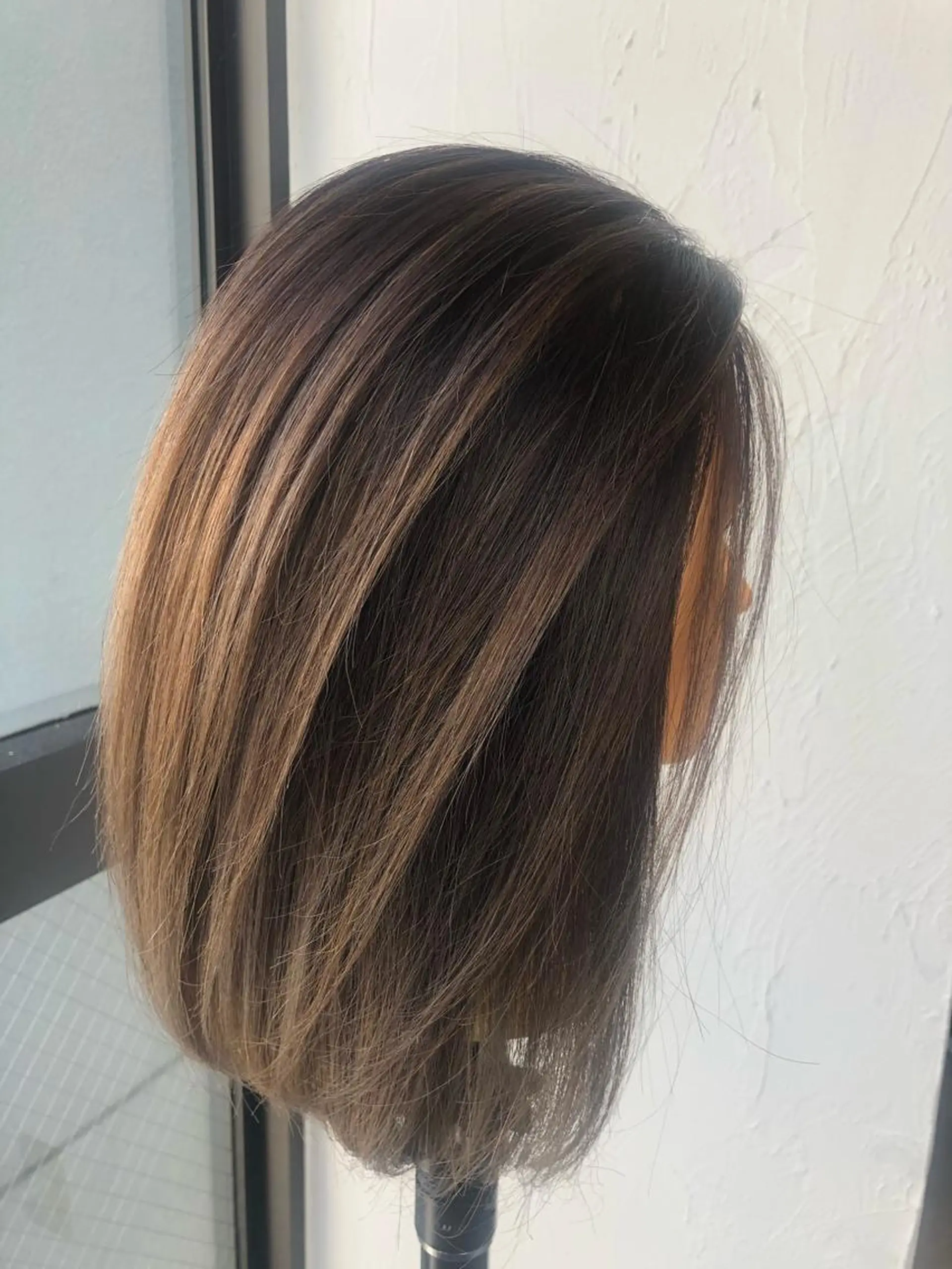 ミディアム カラー 髪質改善&ブリーチ 伊勢 祐一郎のヘアスタイル