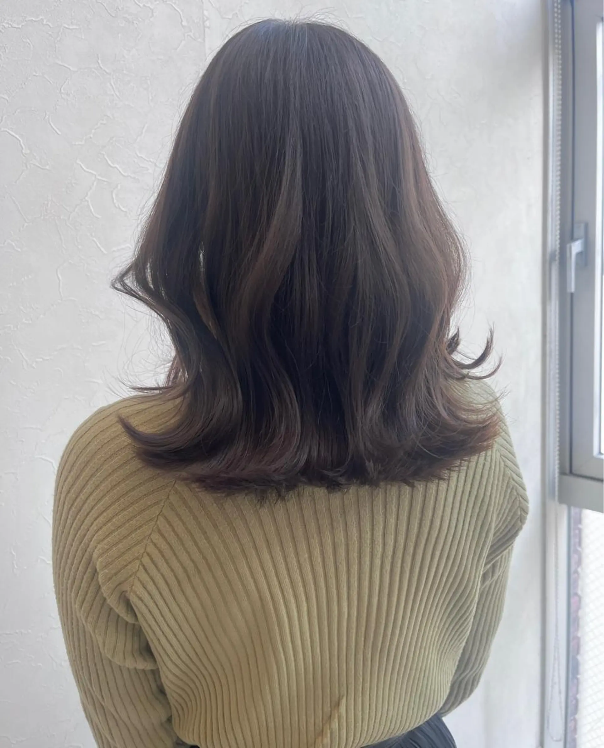 セミロング カラー nakahara madokaのヘアスタイル