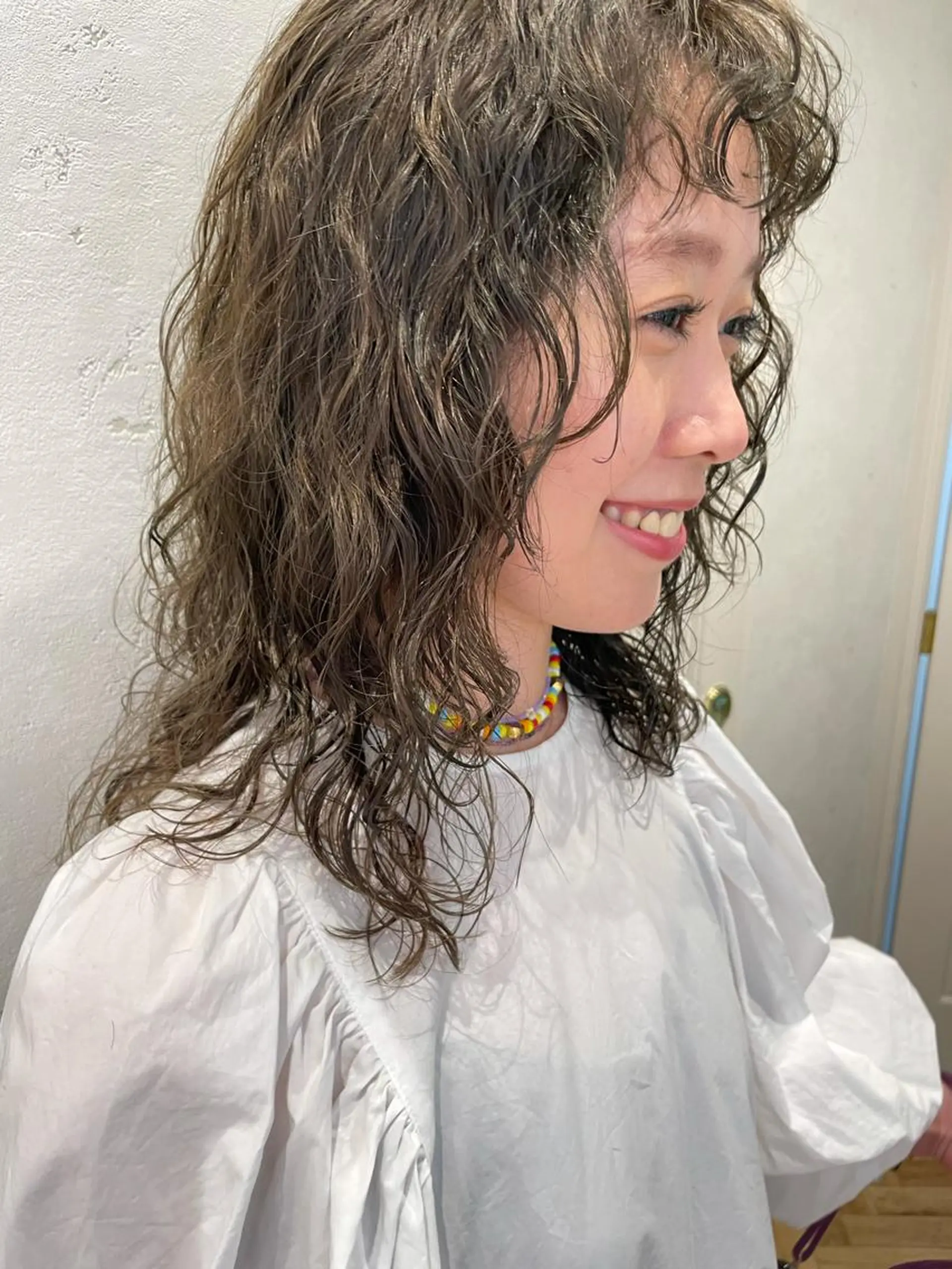 セミロング レイヤーカット ウルフカット ウルフレイヤー カット パーマ ♥️ブリーチ/ボブ/ レイヤー♥️maiのヘアスタイル