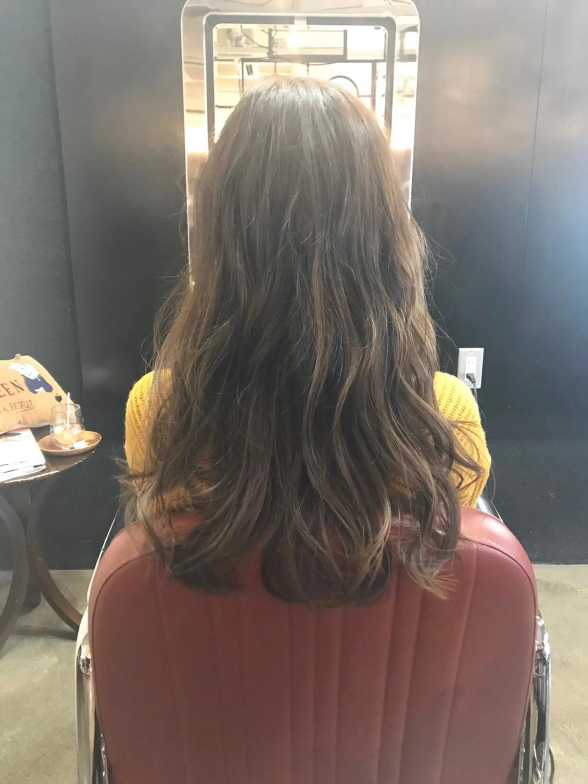 ロング カラー 356所属・木山 ゆかりのヘアスタイル