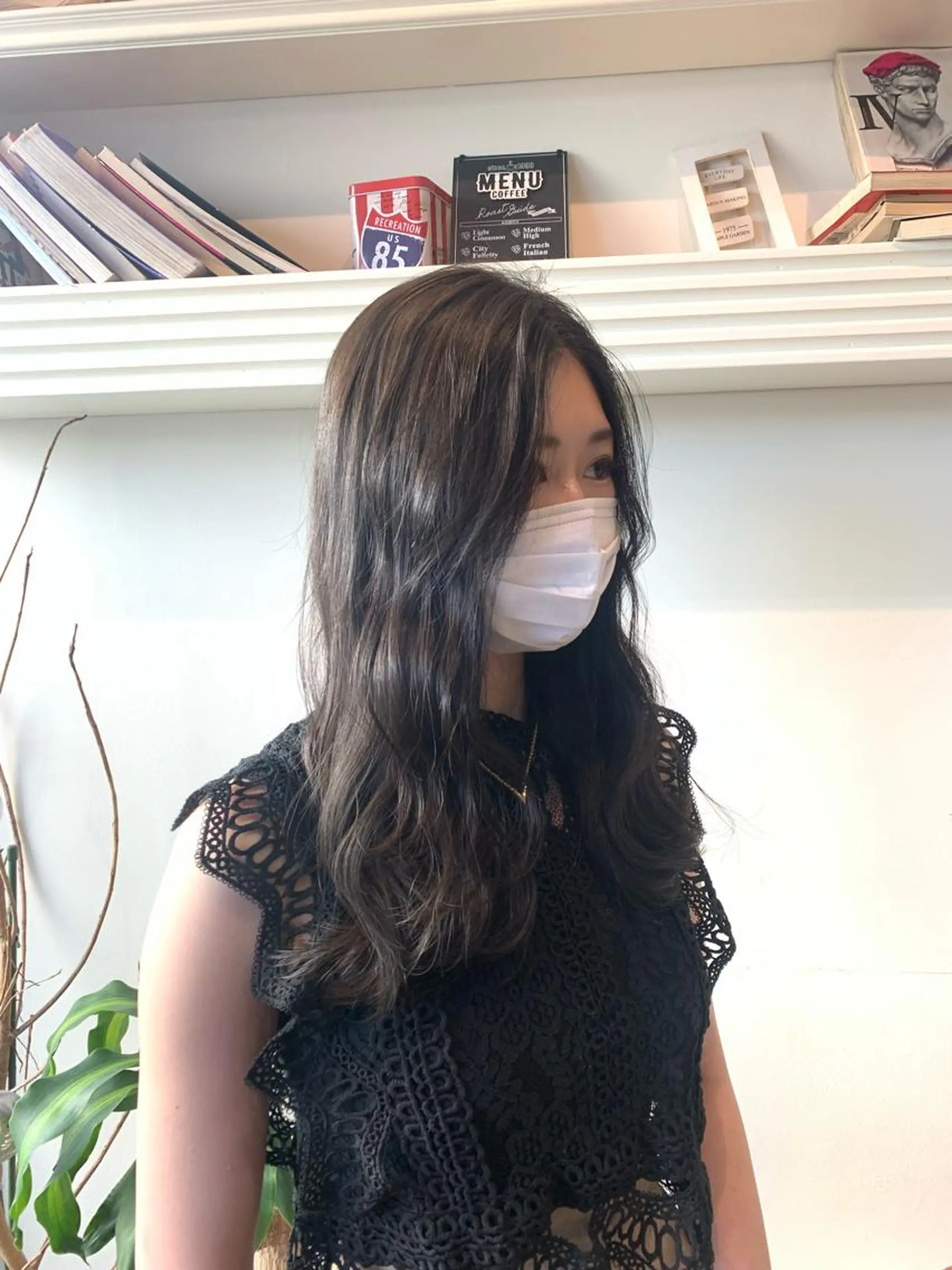 ロング アッシュ ヘアカラー トリートメント ヘッドスパ ヘアセット 山口 竣也のヘアスタイル