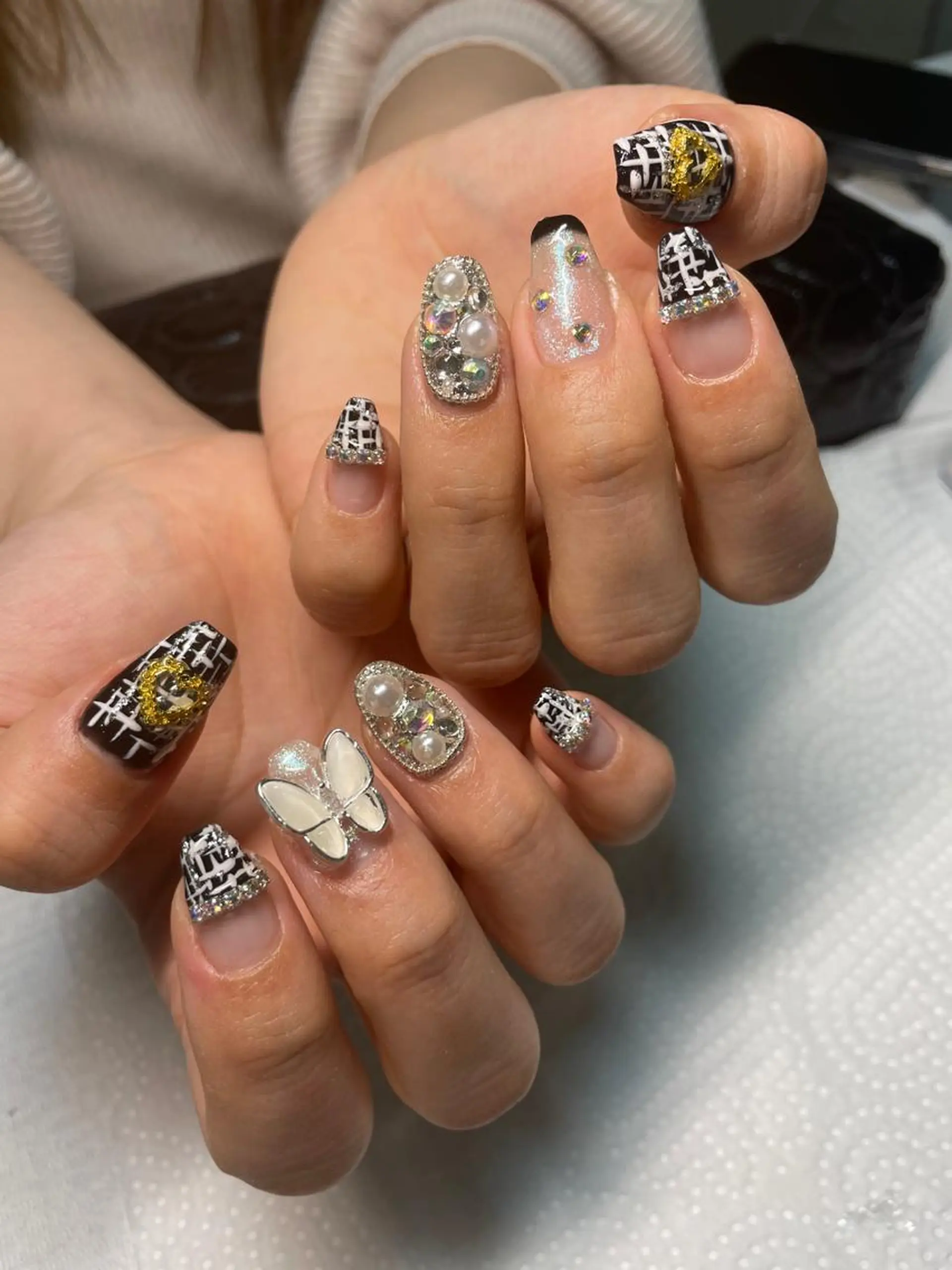 ネイル ハンドネイル 荒井 海輝のネイルデザイン