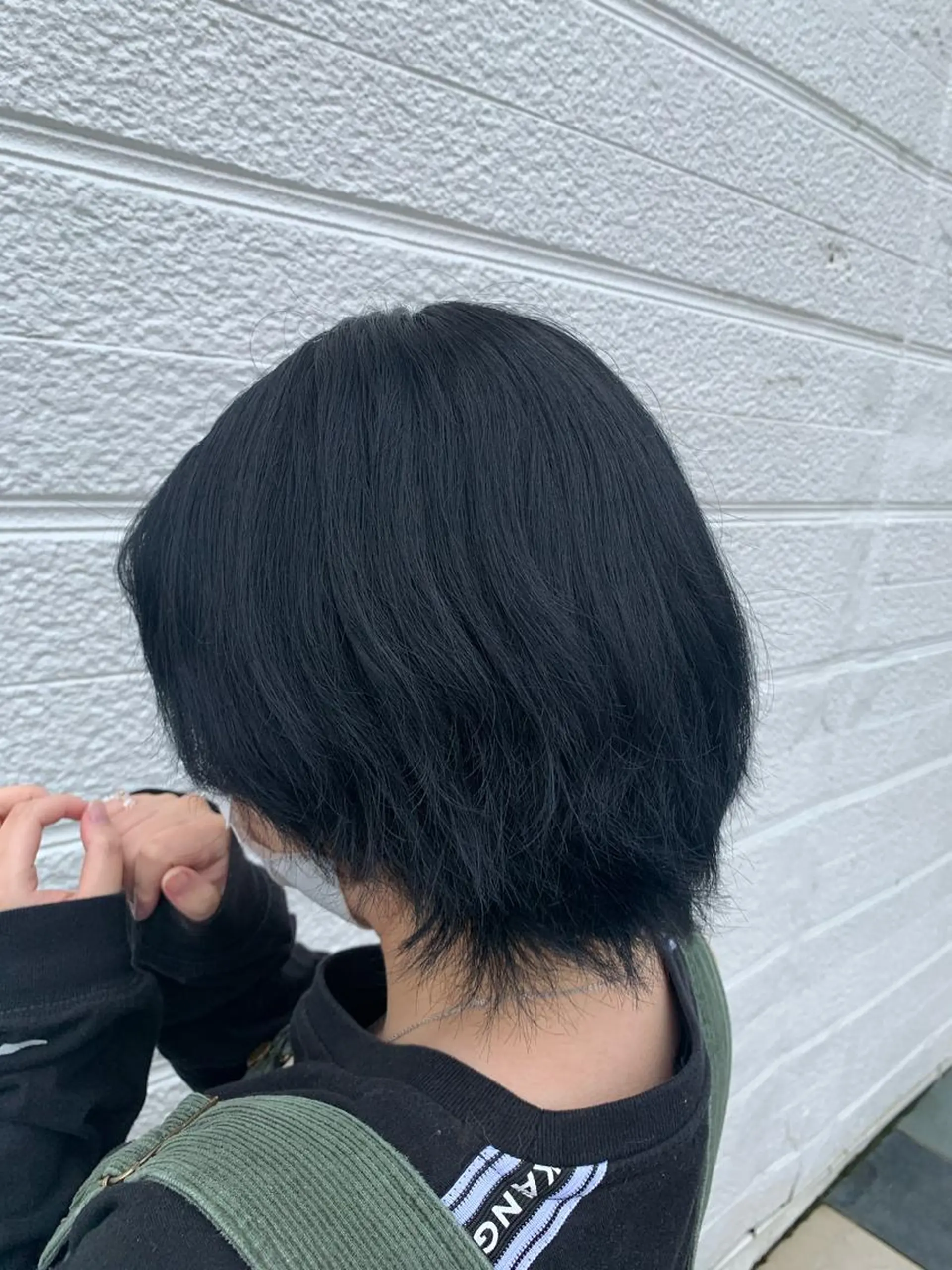 カラー 黒髪 ブリーチ ブルーカラー ブルーブラック ブリーチなしカラー ヘアカラー 野口 竜矢のヘアスタイル