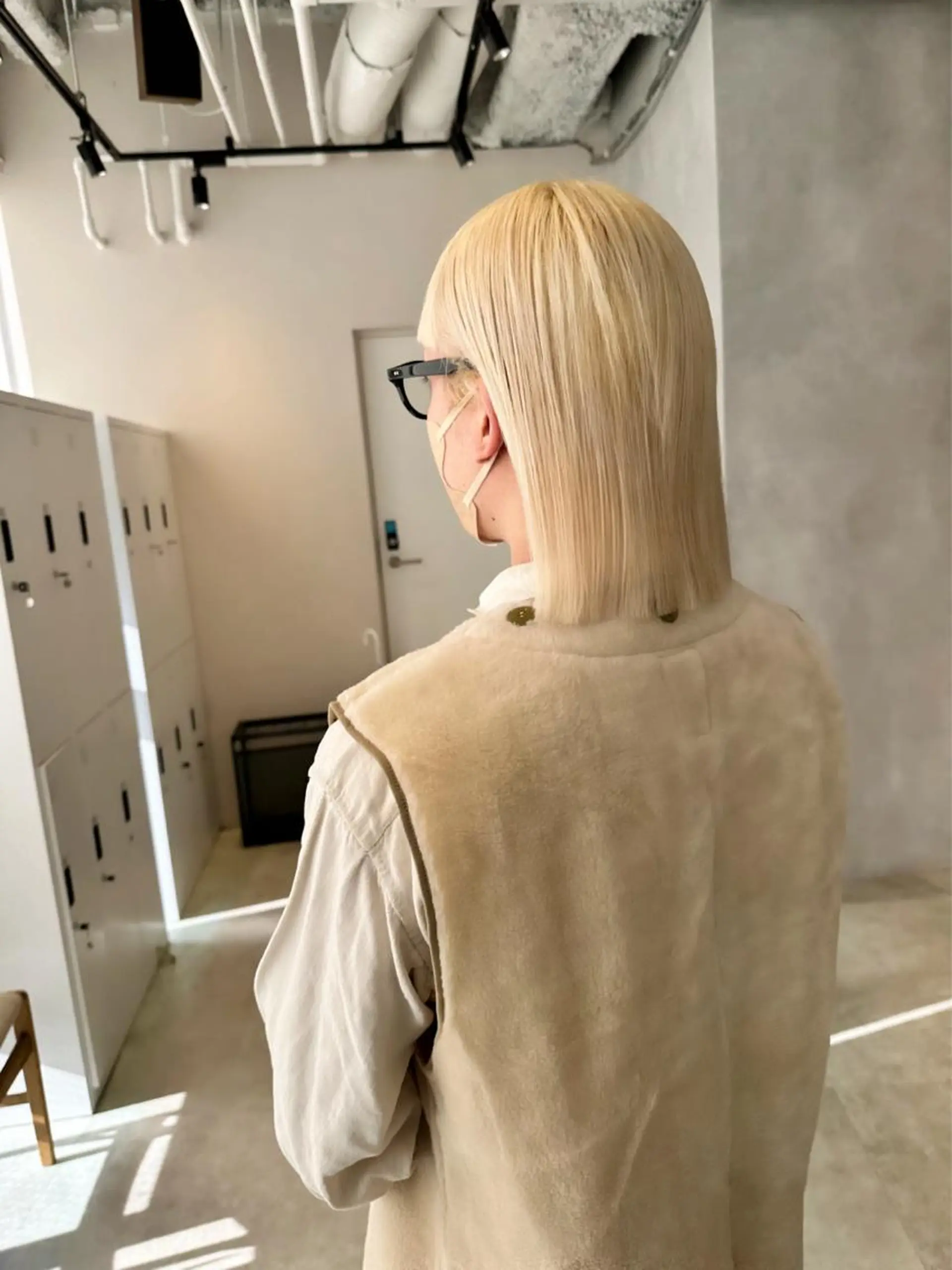 ミディアム カラー ブロンド ハイトーンカラー ヘアカラー トリートメント 🦋レイヤーカット ミドリカワ🦋のヘアスタイル