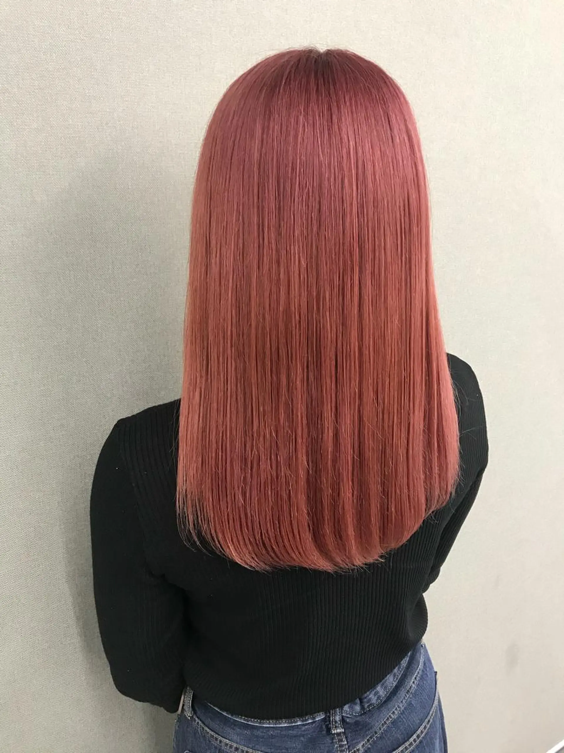 ミディアム カラー ブリーチ ピンクカラー カット ヘアカラー トリートメント 🌈プルエクステ& ハイトーン🌈関飛鳥のヘアスタイル