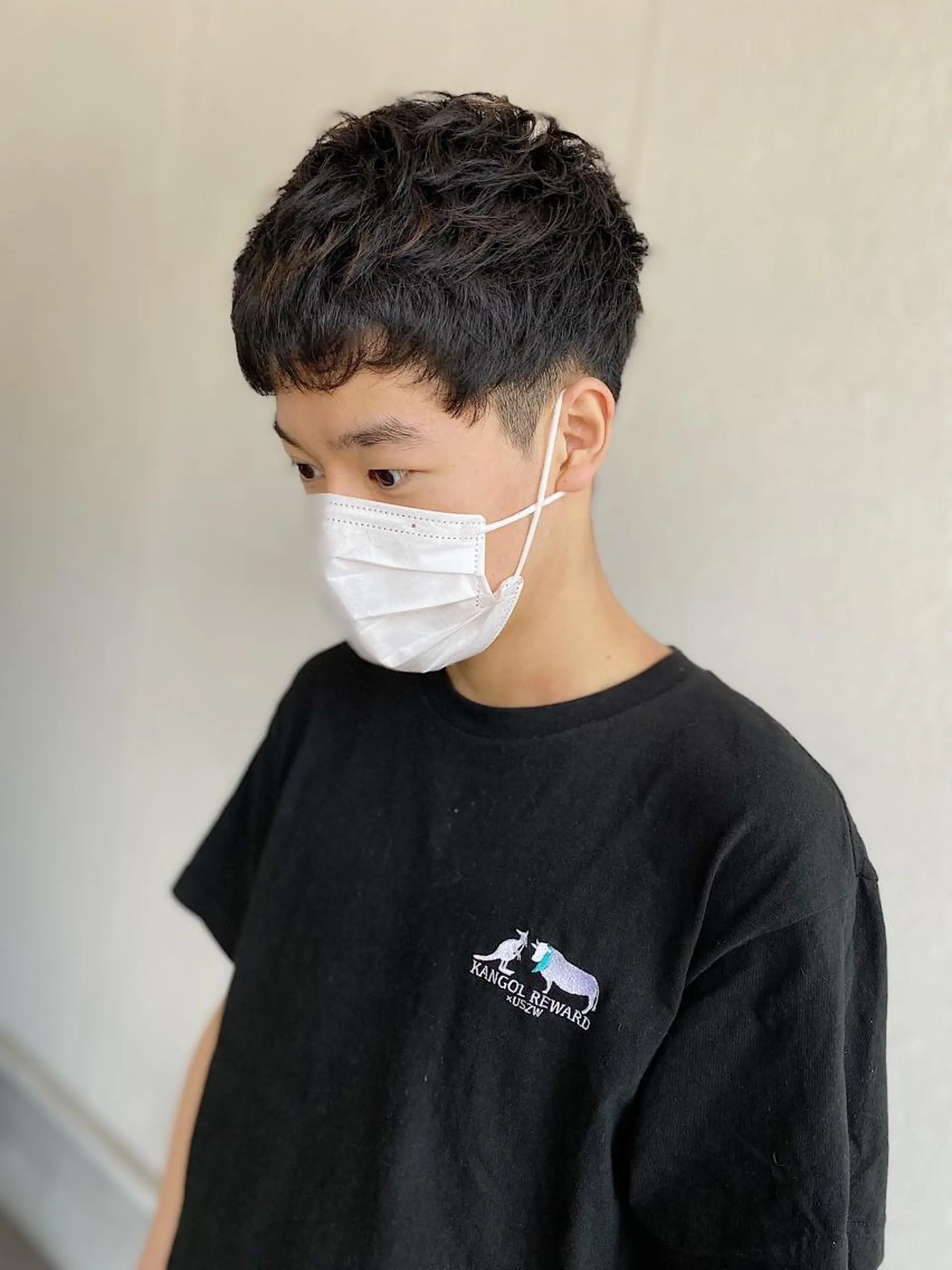 ショート カラー パーマ ヘアアレンジ メンズ メンズハイライト ハイライトカラー ハイライト ショートヘア 坂尻 嘉珠也のヘアスタイル