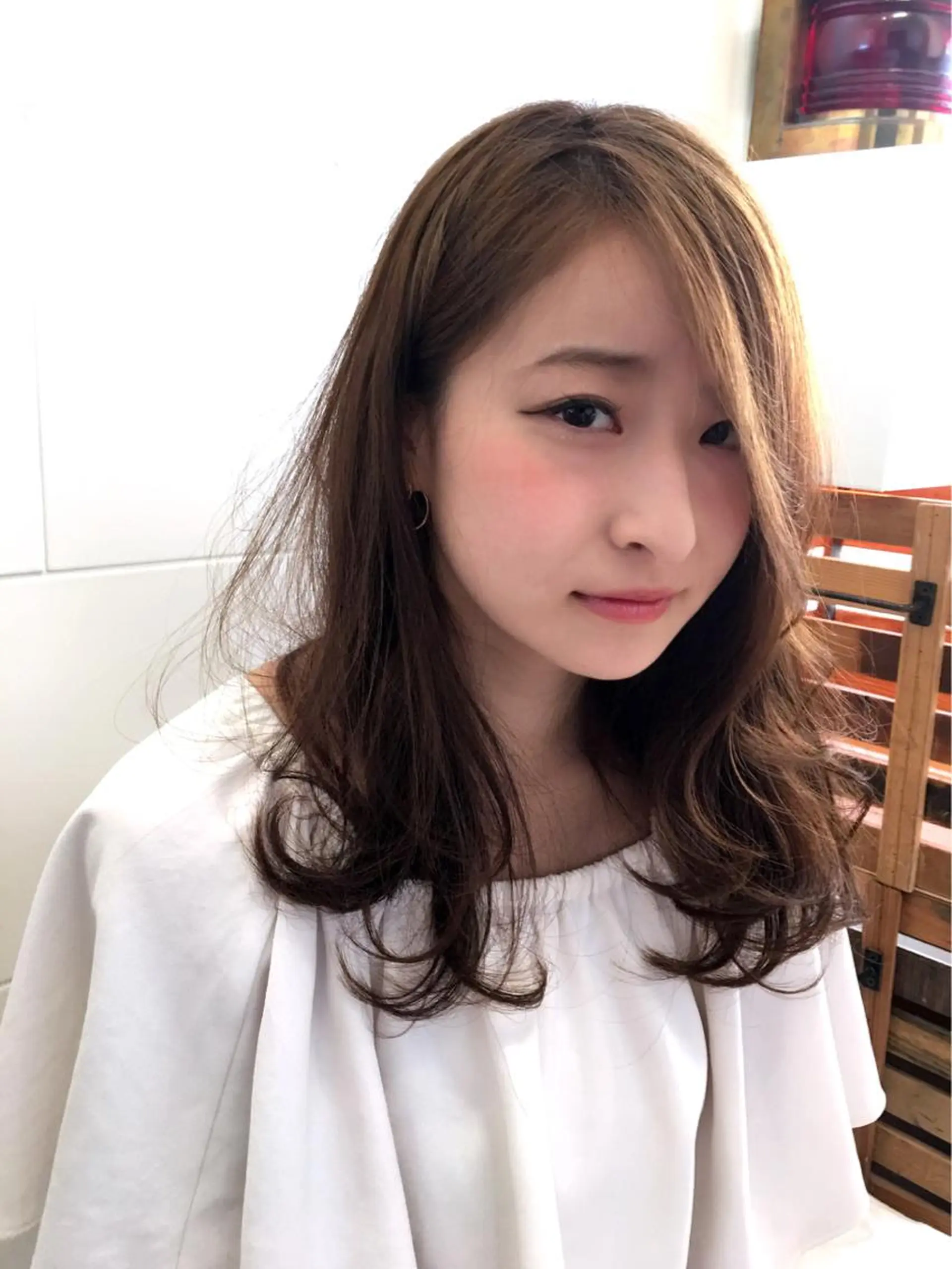 セミロング カット ヘアカラー トリートメント H by Real meのヘアスタイル