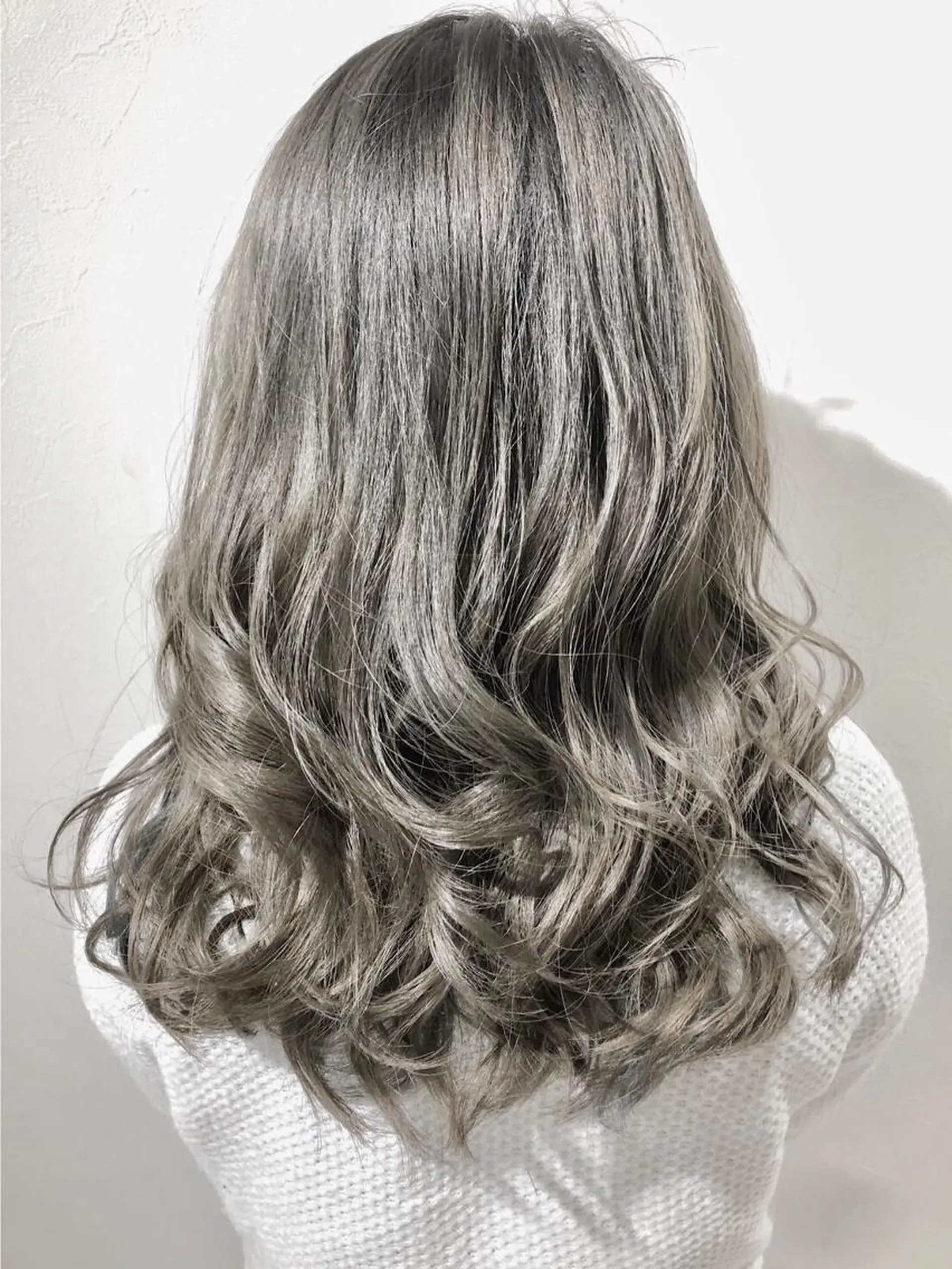 ロング カラー パーマ ヘアアレンジ レミーエクステ大阪 Device梅田のヘアスタイル