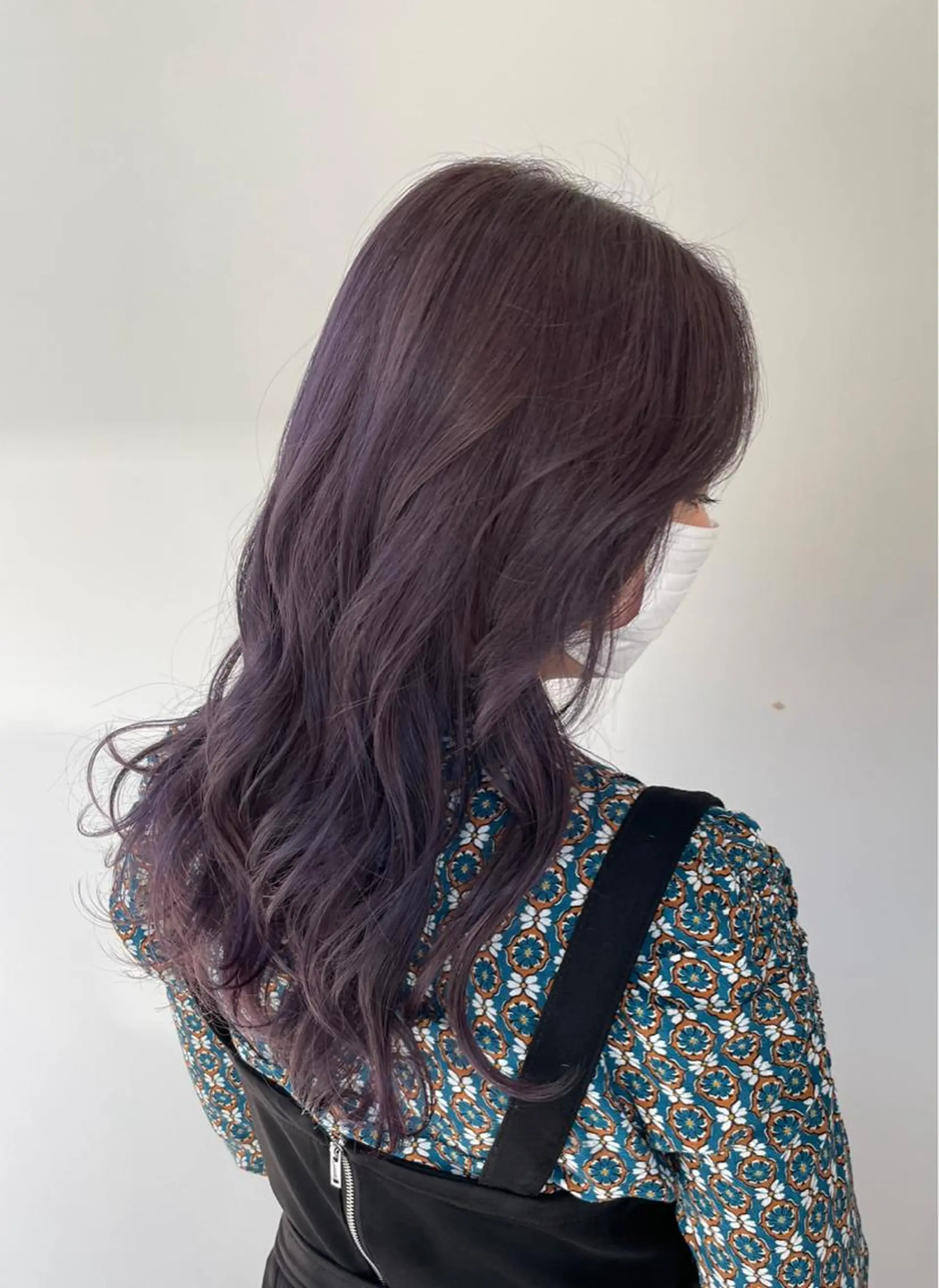 セミロング カラー ラベンダーカラー Taku ／ケアハイトーンのヘアスタイル