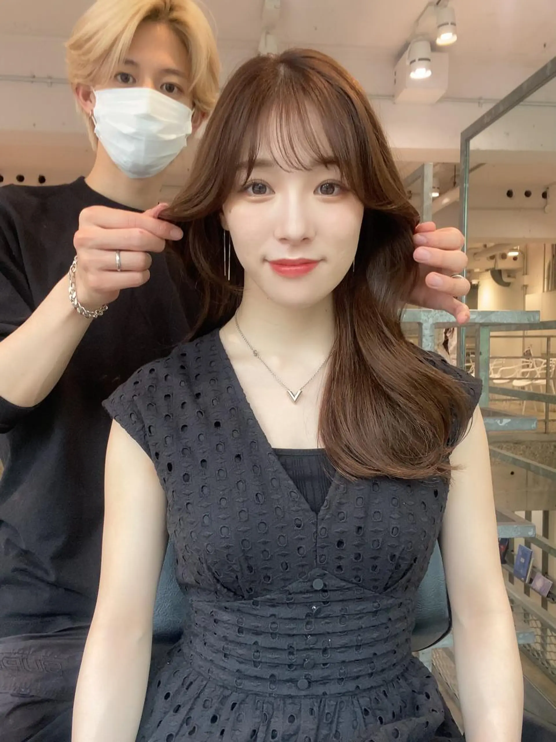 セミロング 顔まわりレイヤー 韓国風ヘア レイヤーカット トリートメント カット ヘアカラー トリートメント 韓国風レイヤーカット ryotaのヘアスタイル