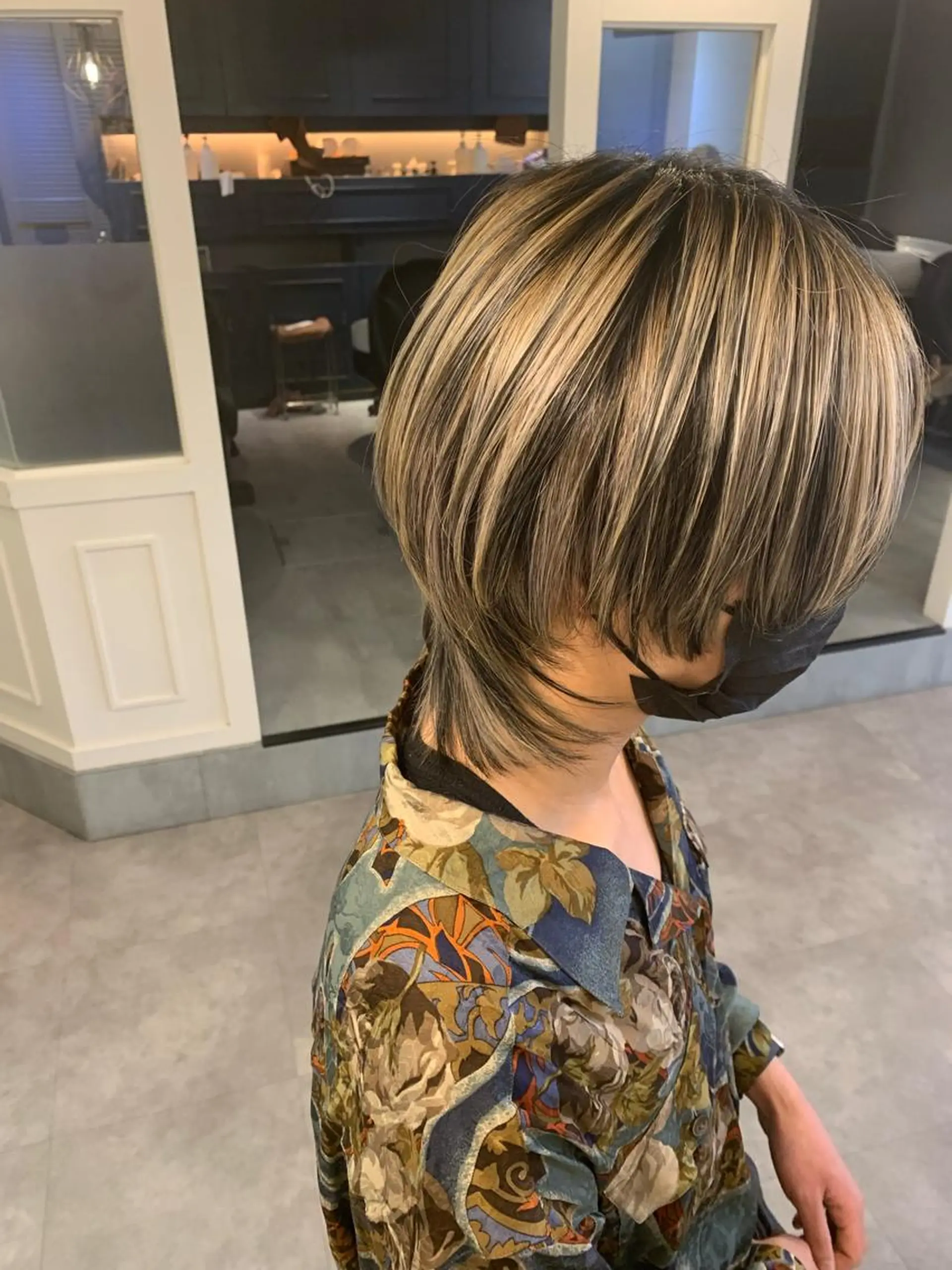 ミディアム カラー メンズ メンズハイライト メンズウルフカット ハイライトカラー ハイライト ウルフカット LAGRECE大阪梅田店所属・美髪矯正・髪質改善 【中村吉孝】のヘアスタイル