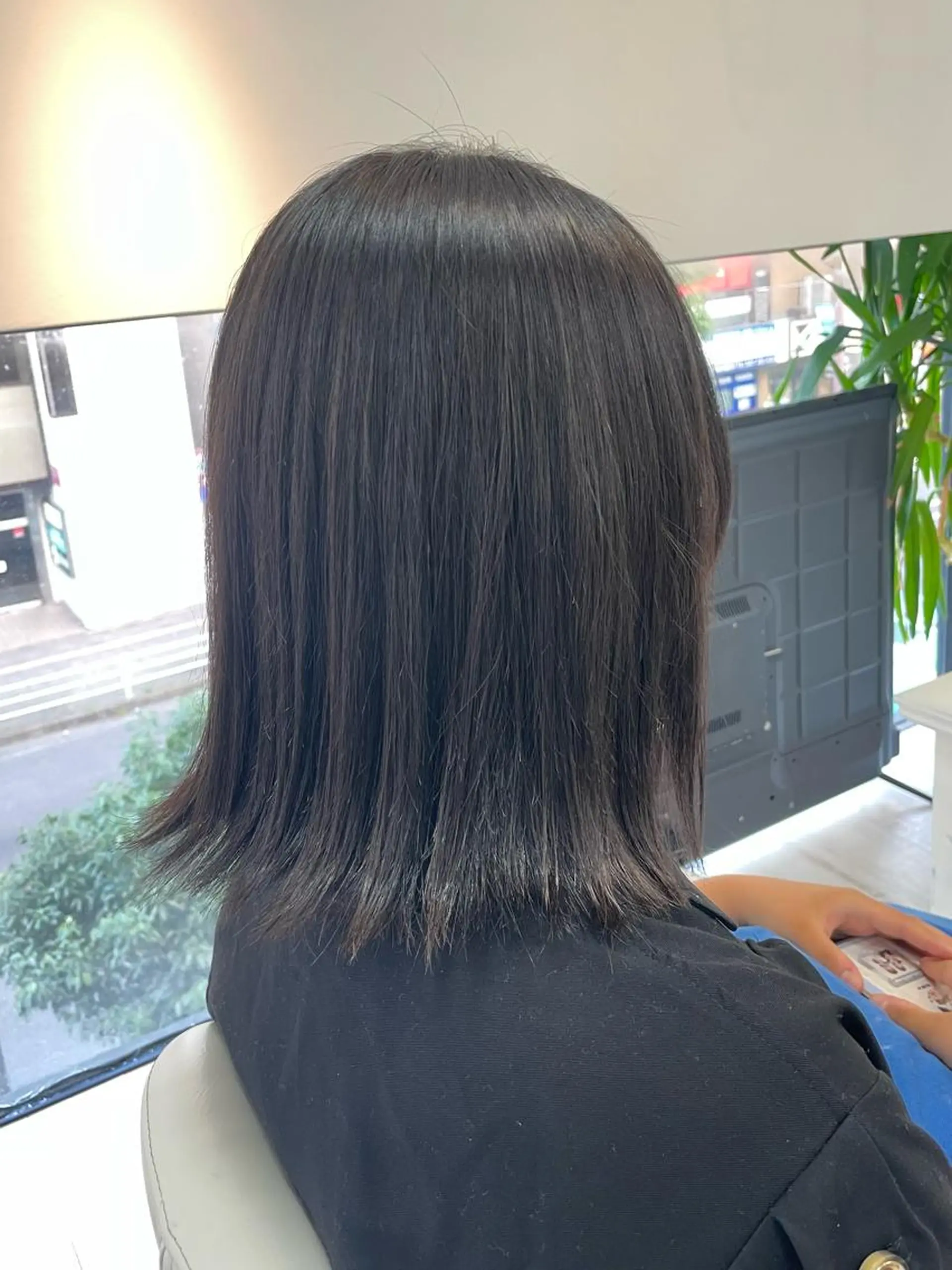 ミディアム カット 縮毛矯正 新籾 尚哉のヘアスタイル