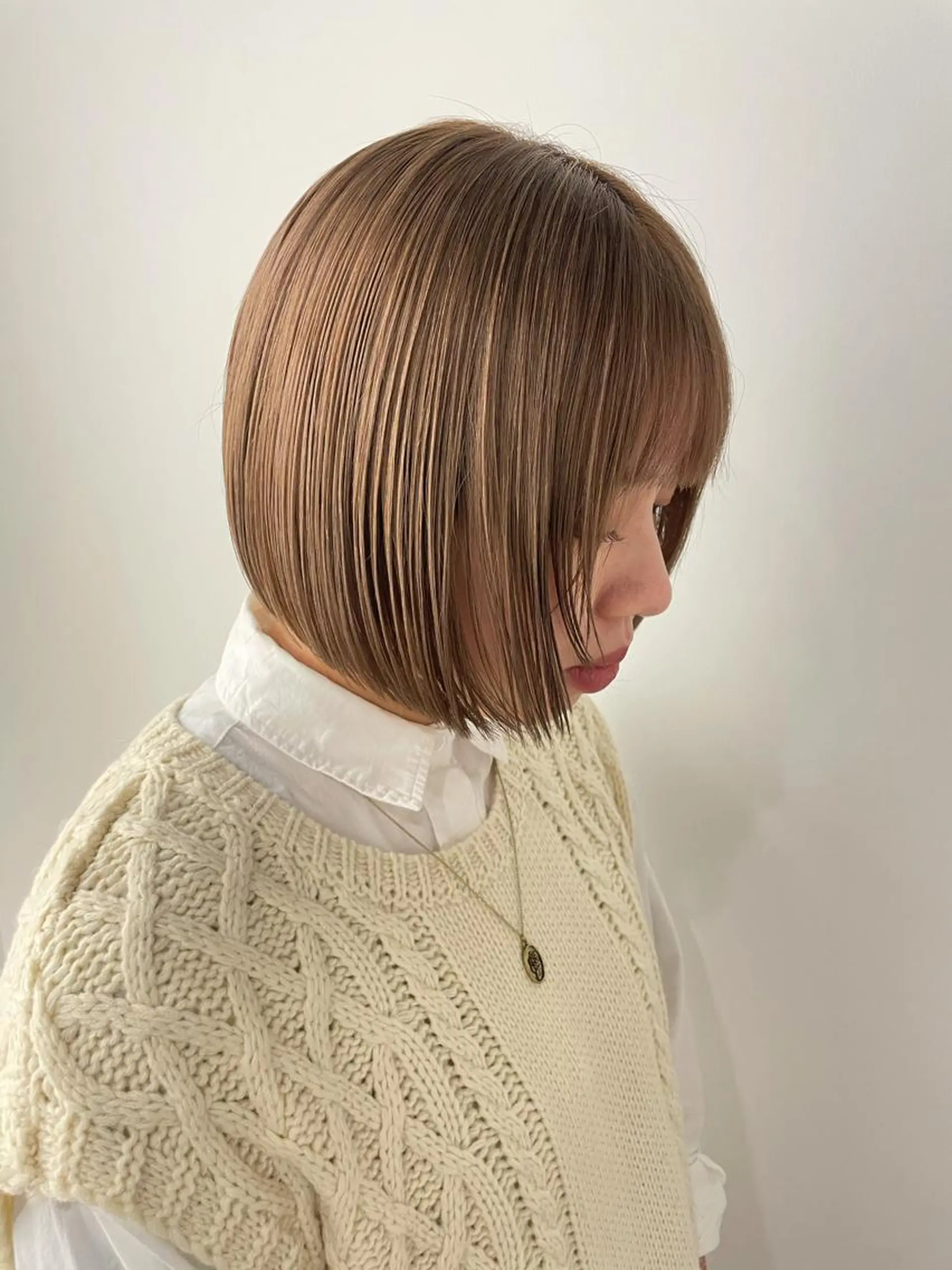 ショート カラー ベージュカラー ブリーチ ミルキーベージュ カット ヘアカラー トリートメント 透明感カラー＊ レイヤー/清水大地のヘアスタイル