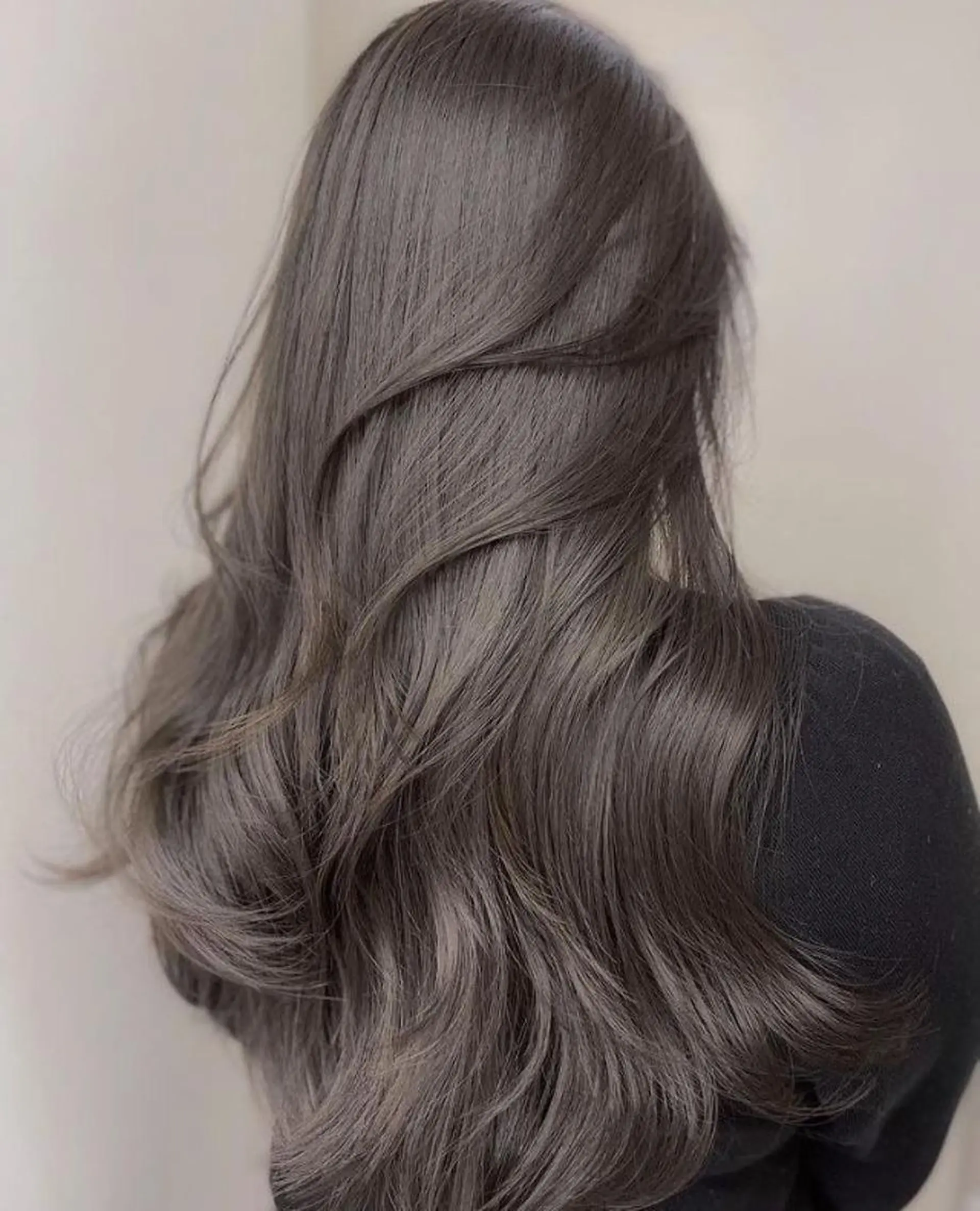 ロング カラー グレージュ カット ヘアカラー トリートメント funo. /透明感カラーのヘアスタイル