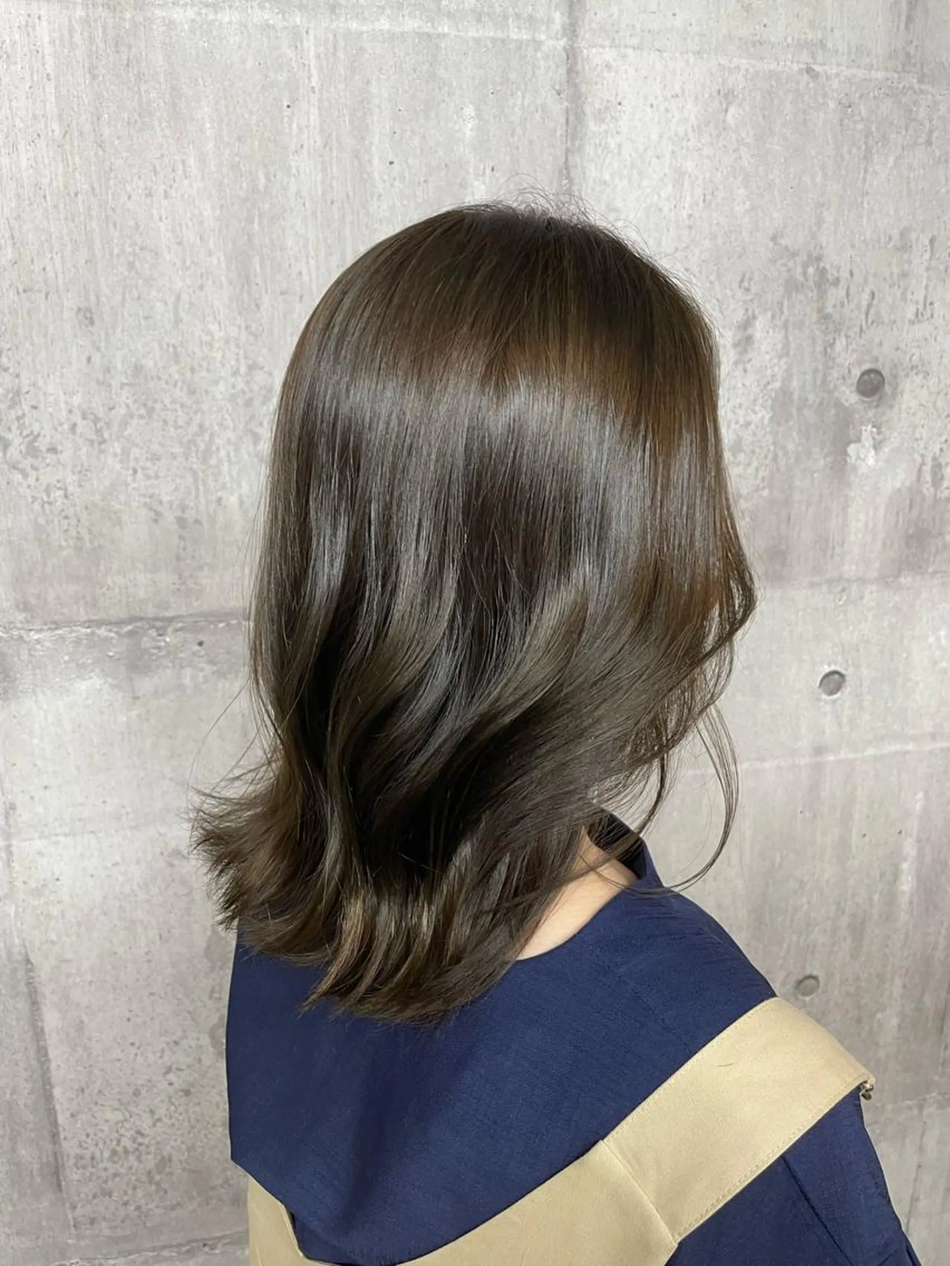 ミディアム カット ヘアカラー トリートメント est hair mar所属・ami .のヘアスタイル