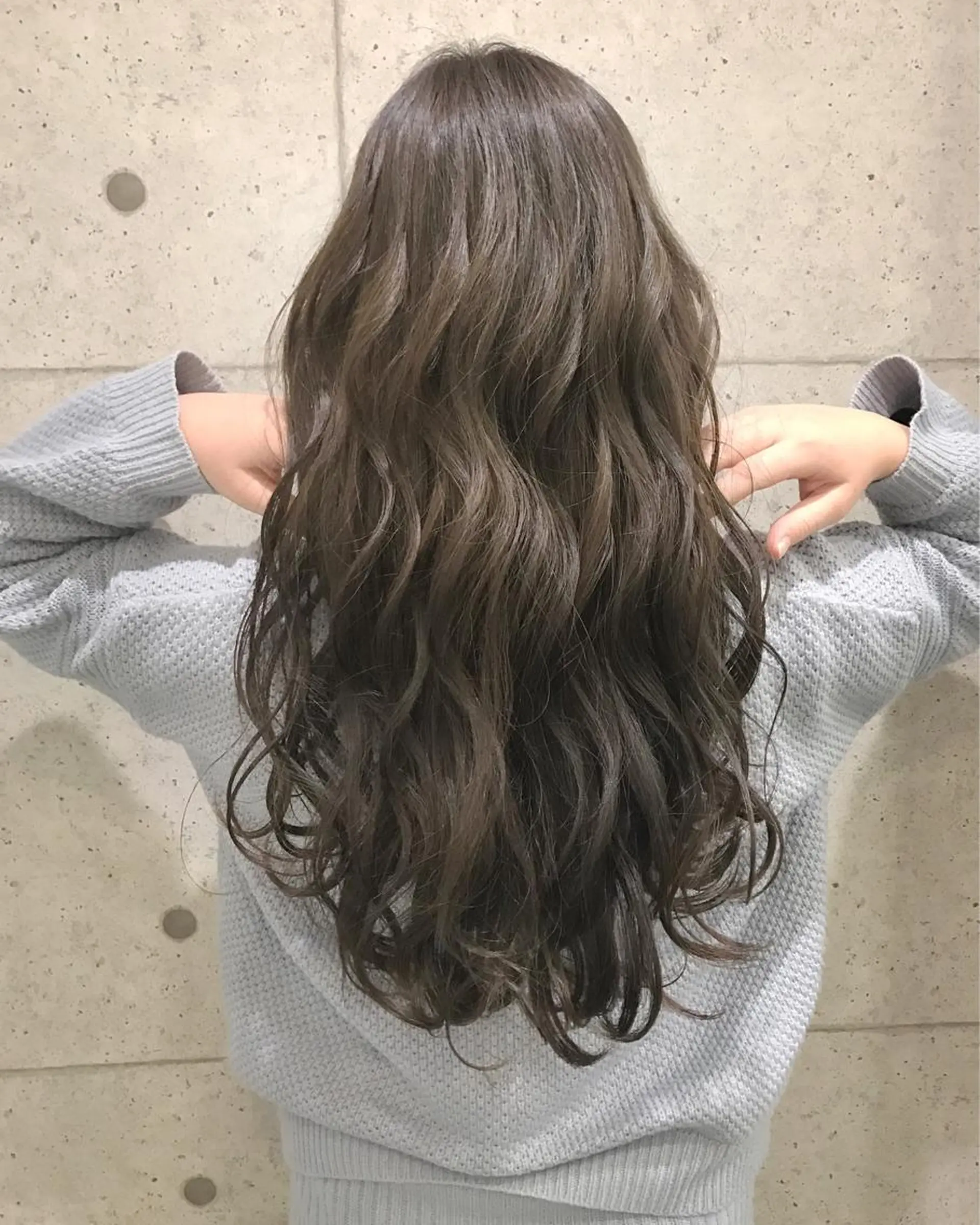 ロング カラー ヘアアレンジ アッシュ ベージュカラー ハイライトカラー ハイライト ヘアカラー トリートメント BANK'S hair所属・💐ケラチン 髪質改善寺坂雄飛💐のヘアスタイル