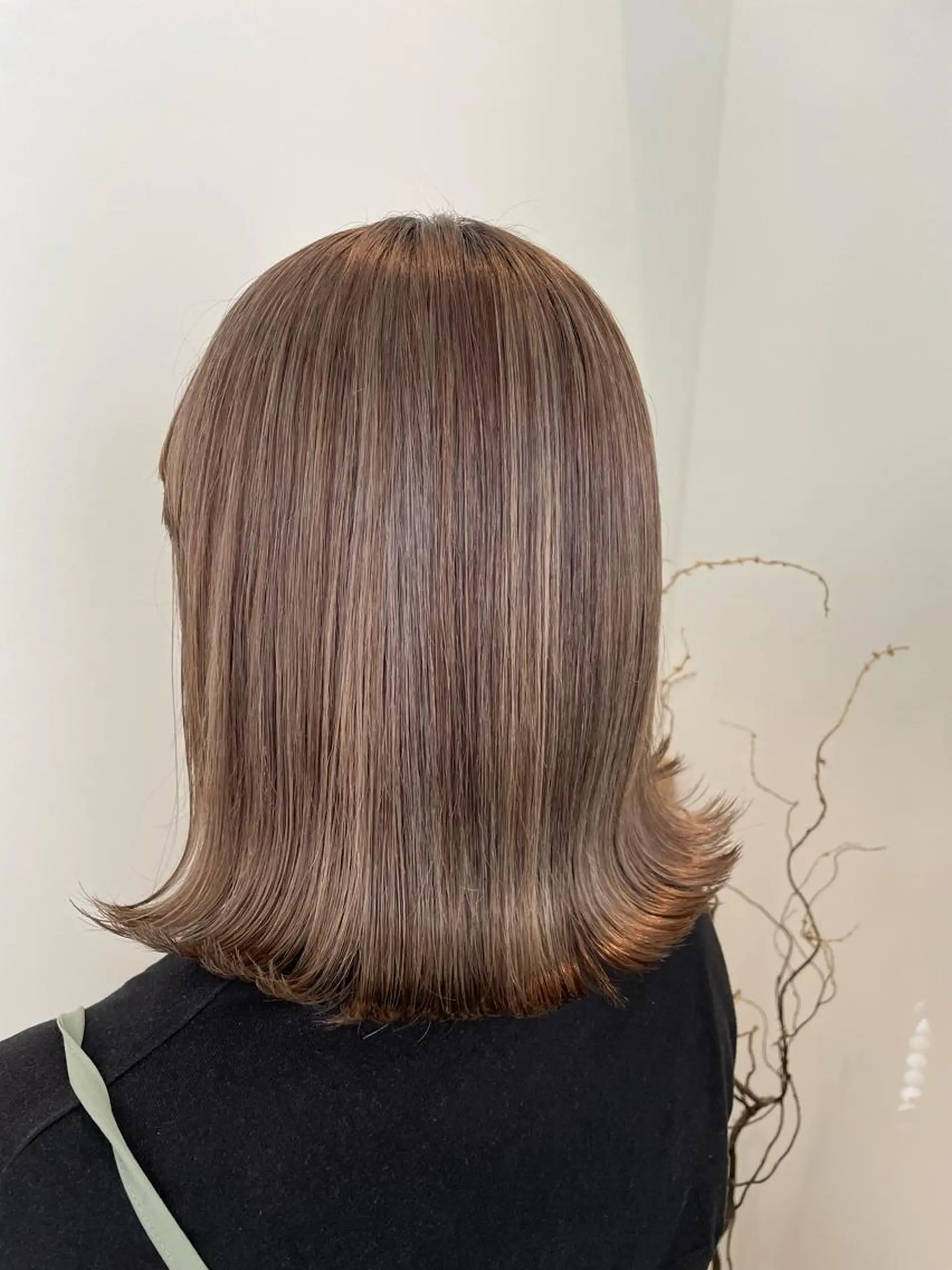 ショート カラー ベージュカラー ヘアカラー トリートメント ブリーチ👩‍🦳/ ‪✂︎MANAMIのヘアスタイル