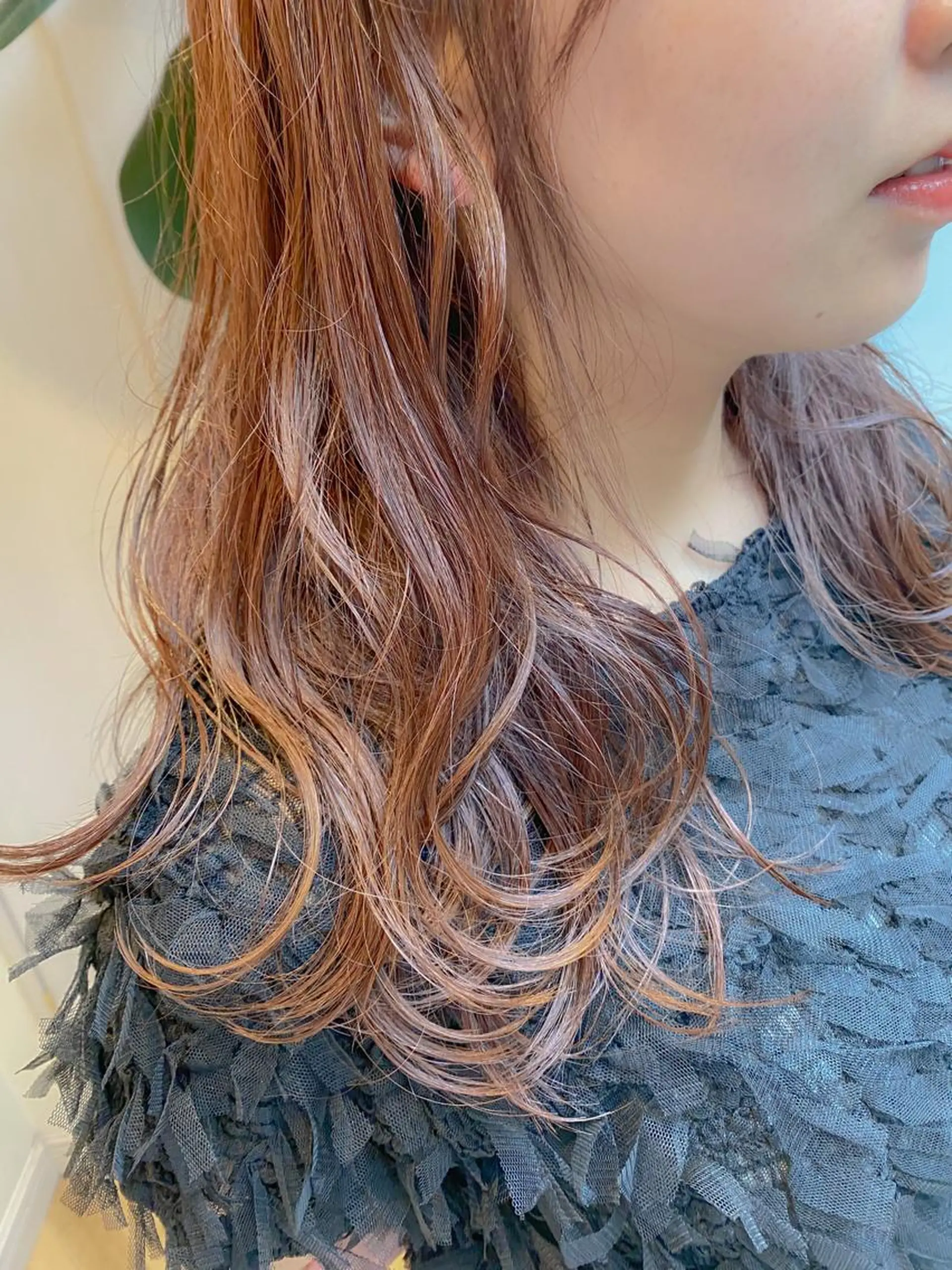 セミロング トリートメント ❤️‍🔥ボブ/縮毛 矯正・髪質改善もえるのヘアスタイル