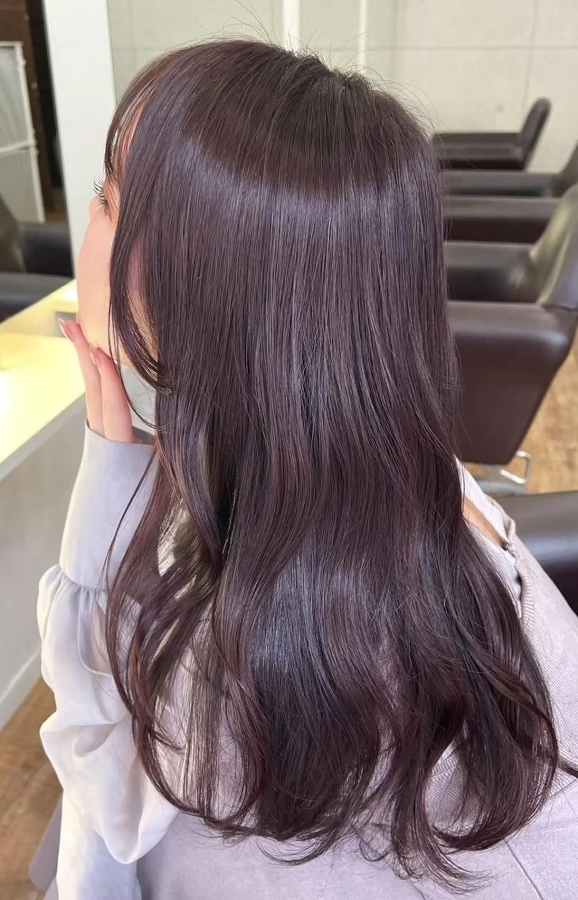 カラー セミロング mizu kiのヘアスタイル