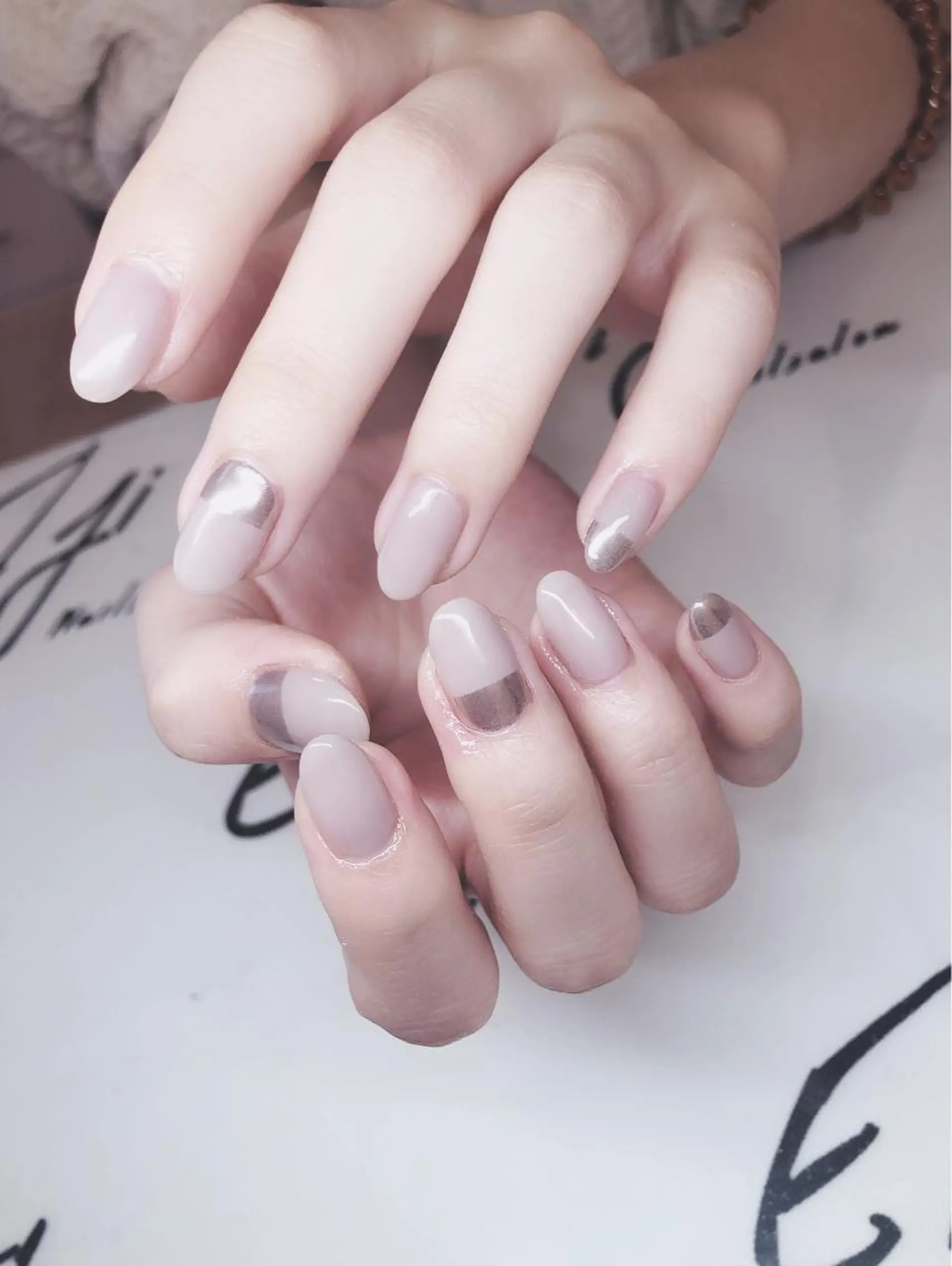 ネイル 🖤スカルプ R🖤のネイルデザイン