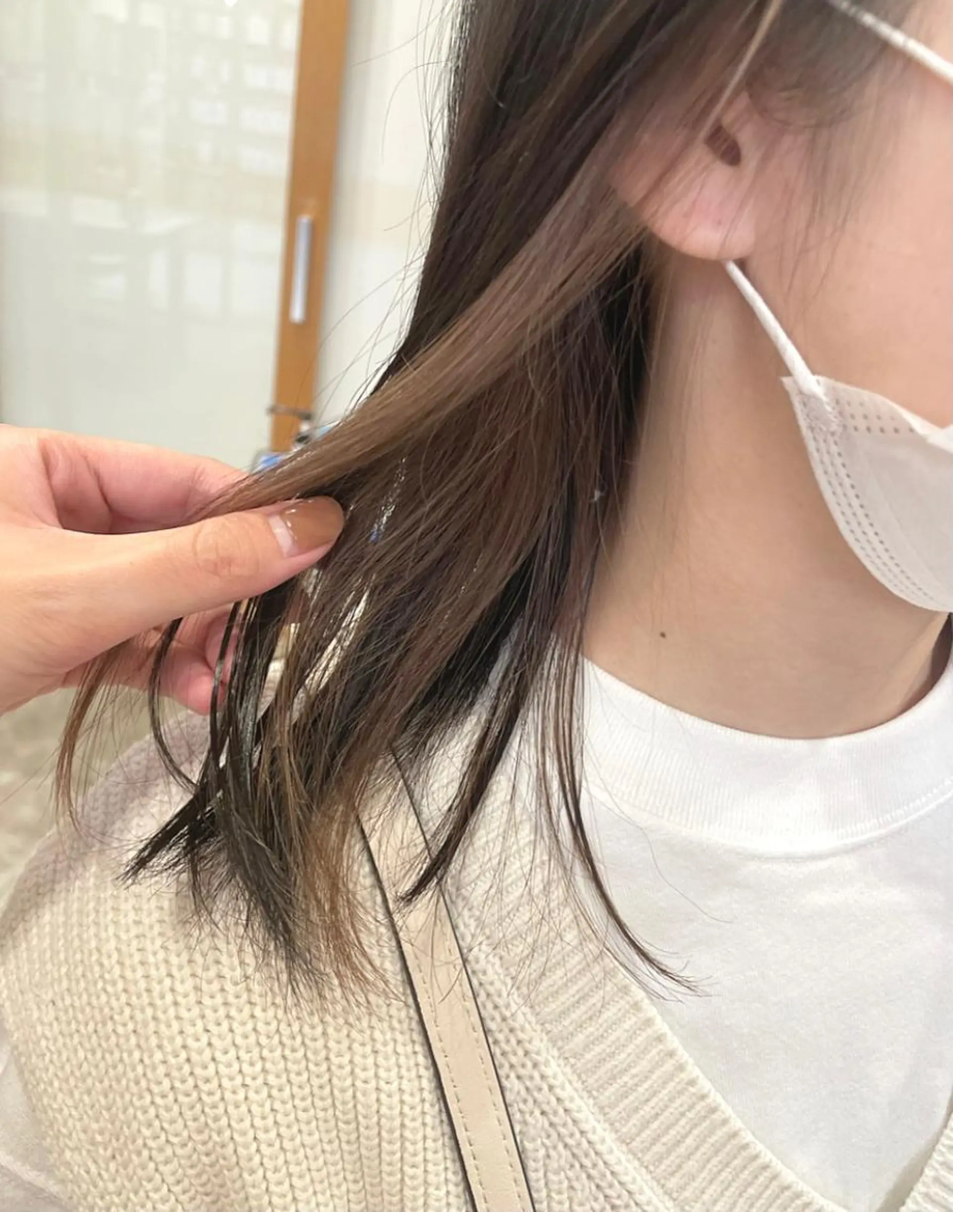ミディアム カラー ベージュカラー イヤリングカラー カノエ 乃木店のヘアスタイル
