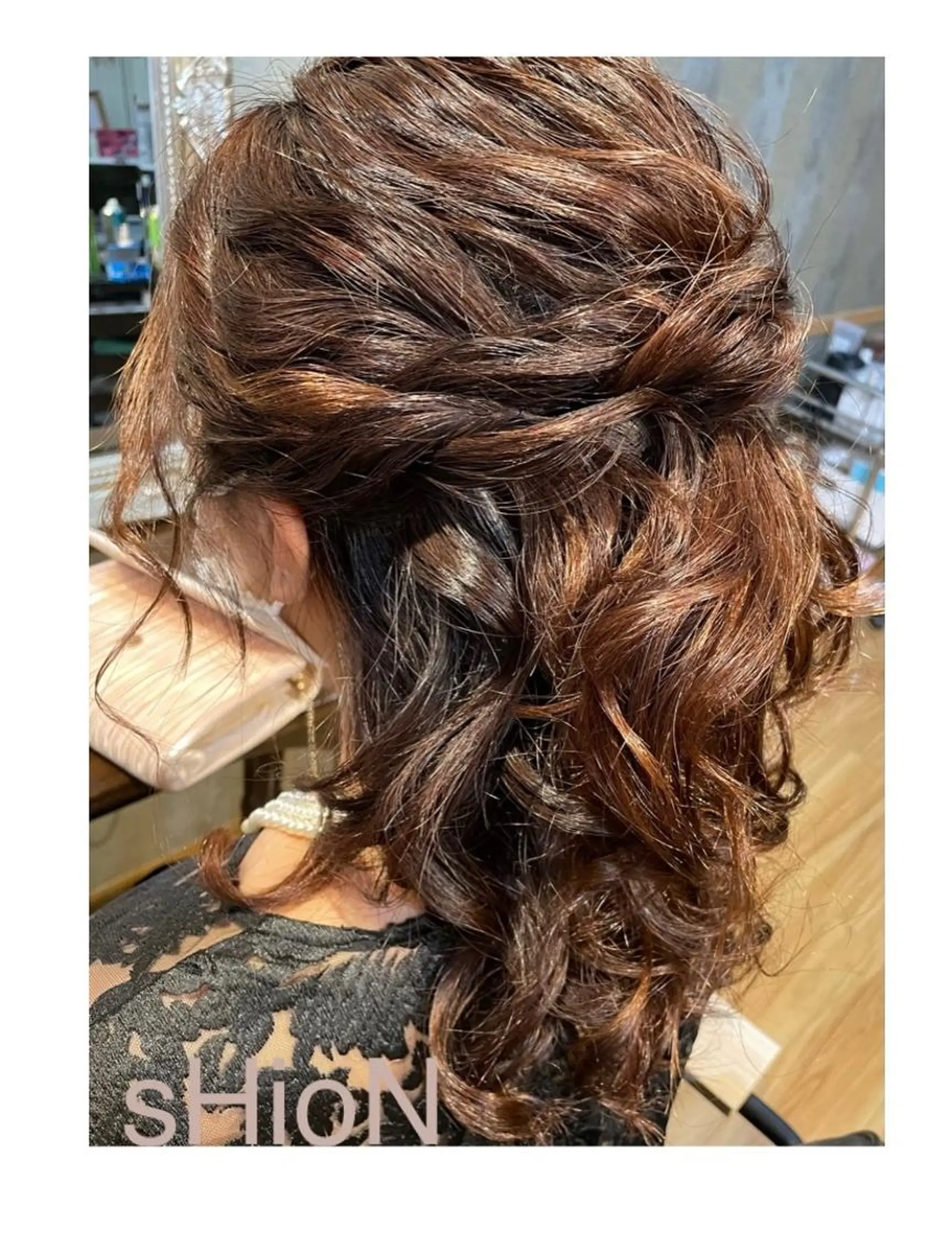 ミディアム ヘアアレンジ sHioN髪質改善 美髪矯正／ヘア着付けのヘアスタイル