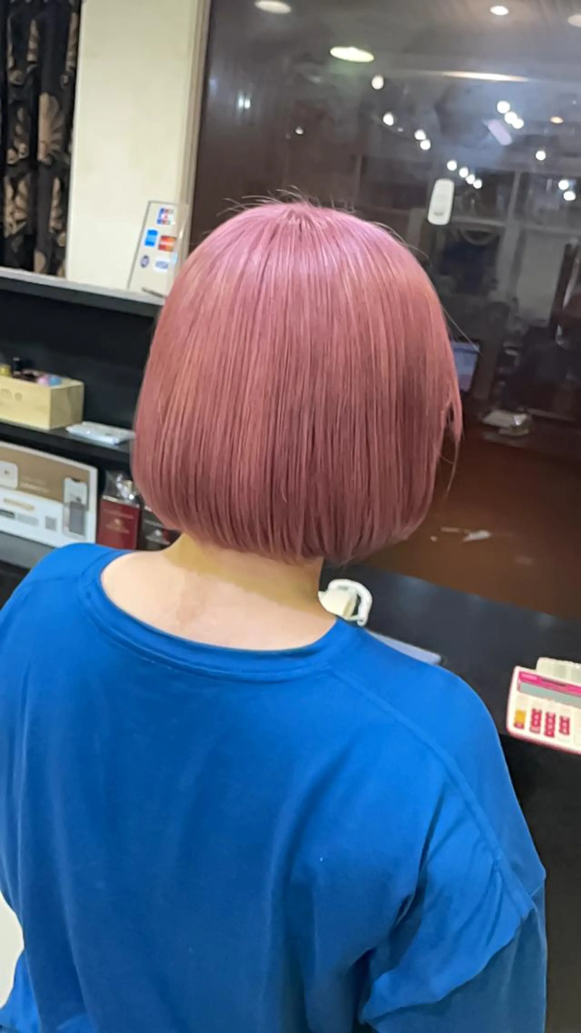 ショート カラー ハイトーンカラー ピンクカラー ボブ ヘアカラー トリートメント ヘアセット アンククロス/ エクステ／ハイトーンのヘアスタイル