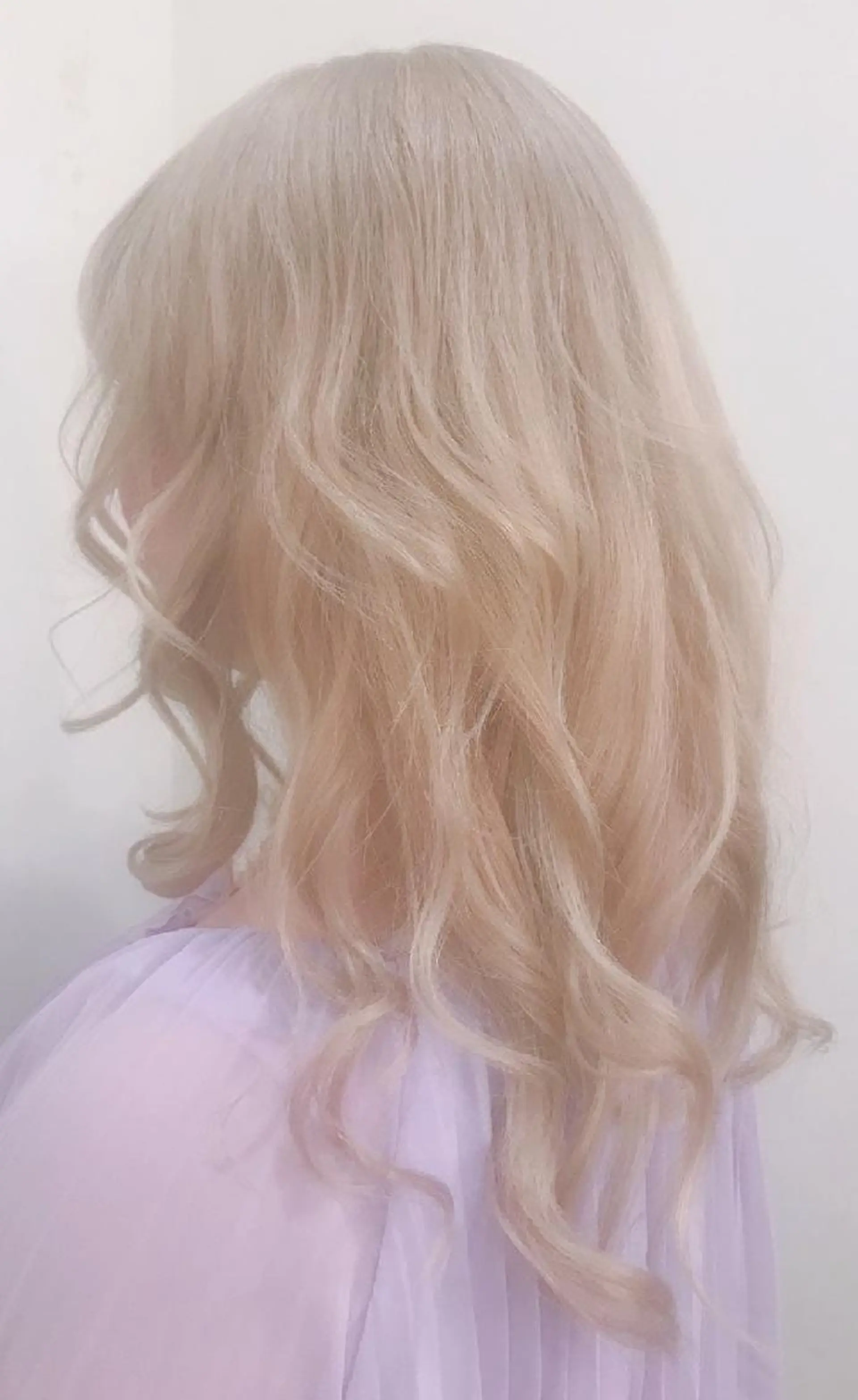 セミロング カラー ヘアカラー EMANON名古屋所属・美谷添（ミヤゾエ） まどか大人ヘアサロンのヘアスタイル