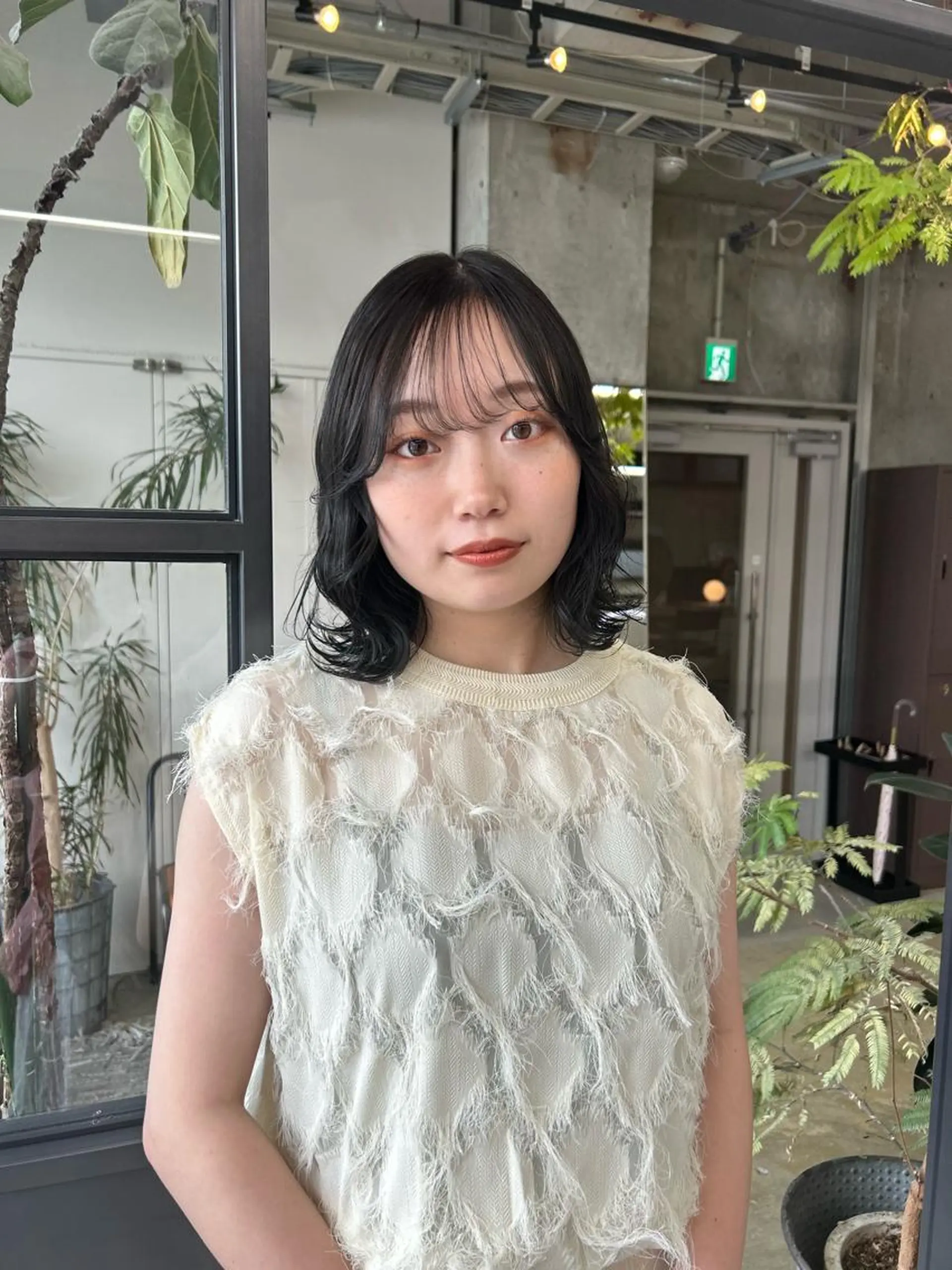 ミディアム カラー ブルーカラー ブルーグレー ブルーグレージュ グレージュ オレンジ 小川真歩/パーマ /暖色オリーブのヘアスタイル