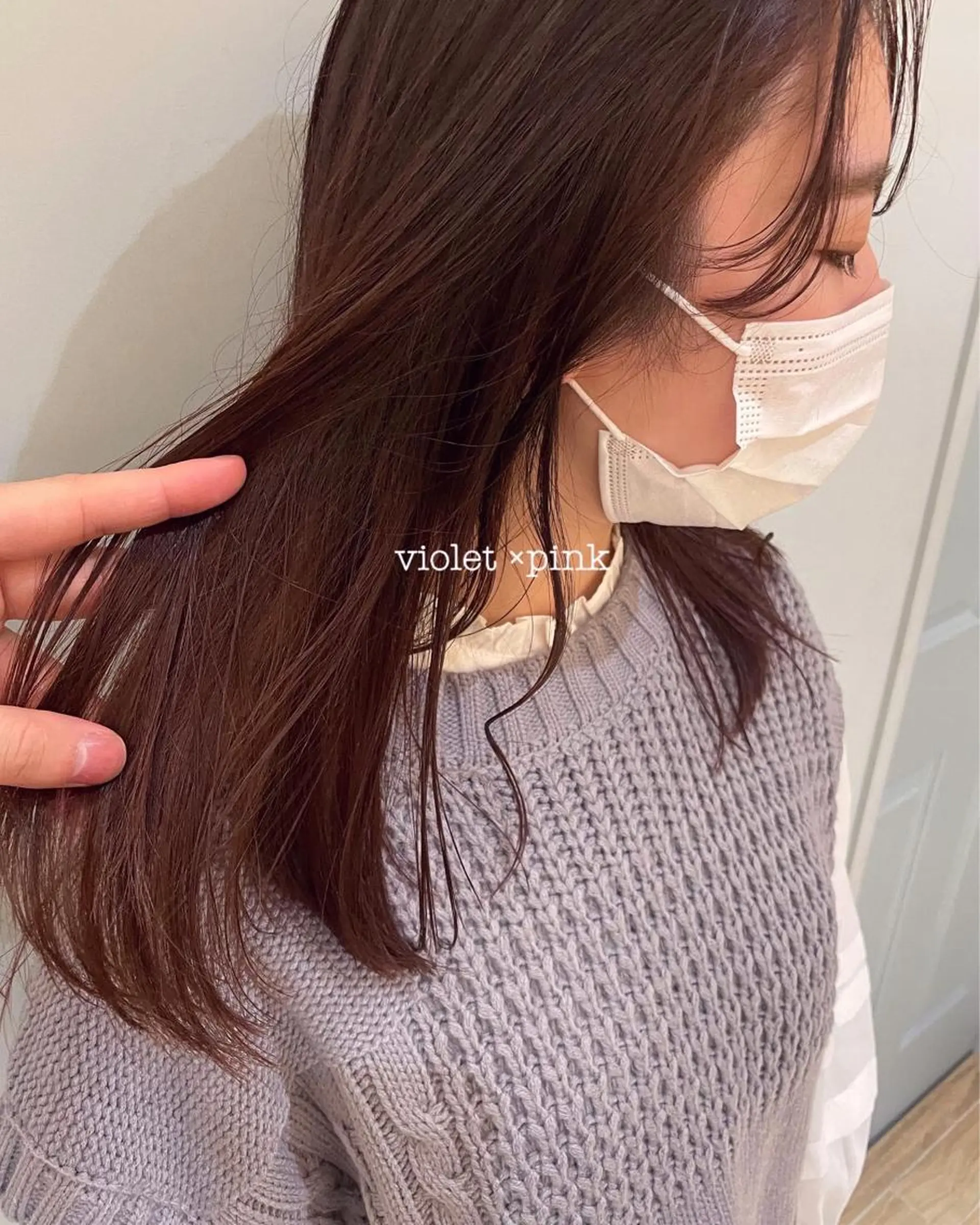 ミディアム カット ヘアカラー トリートメント インナーカラー/ エクステ/ブリーチのヘアスタイル