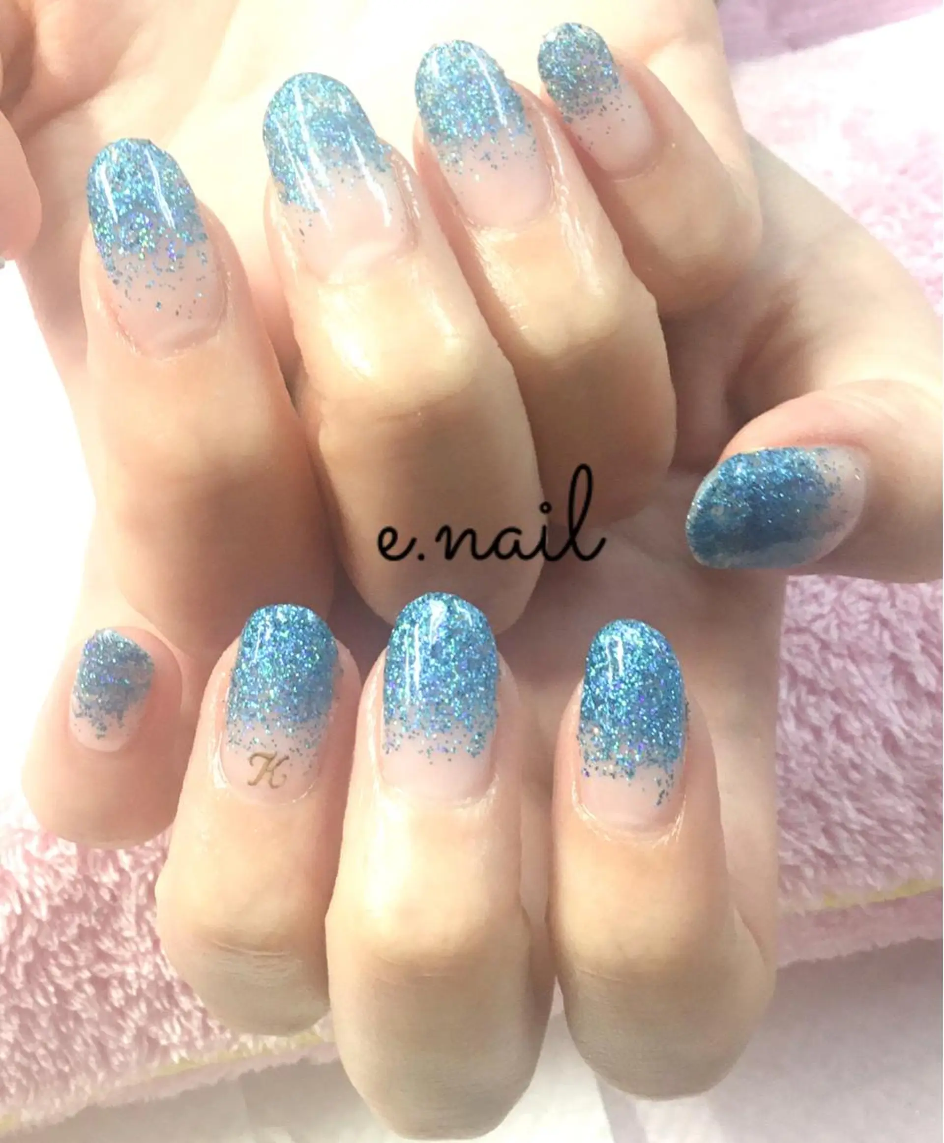 ネイル e.nail所属・和賀井 恵理のネイルデザイン