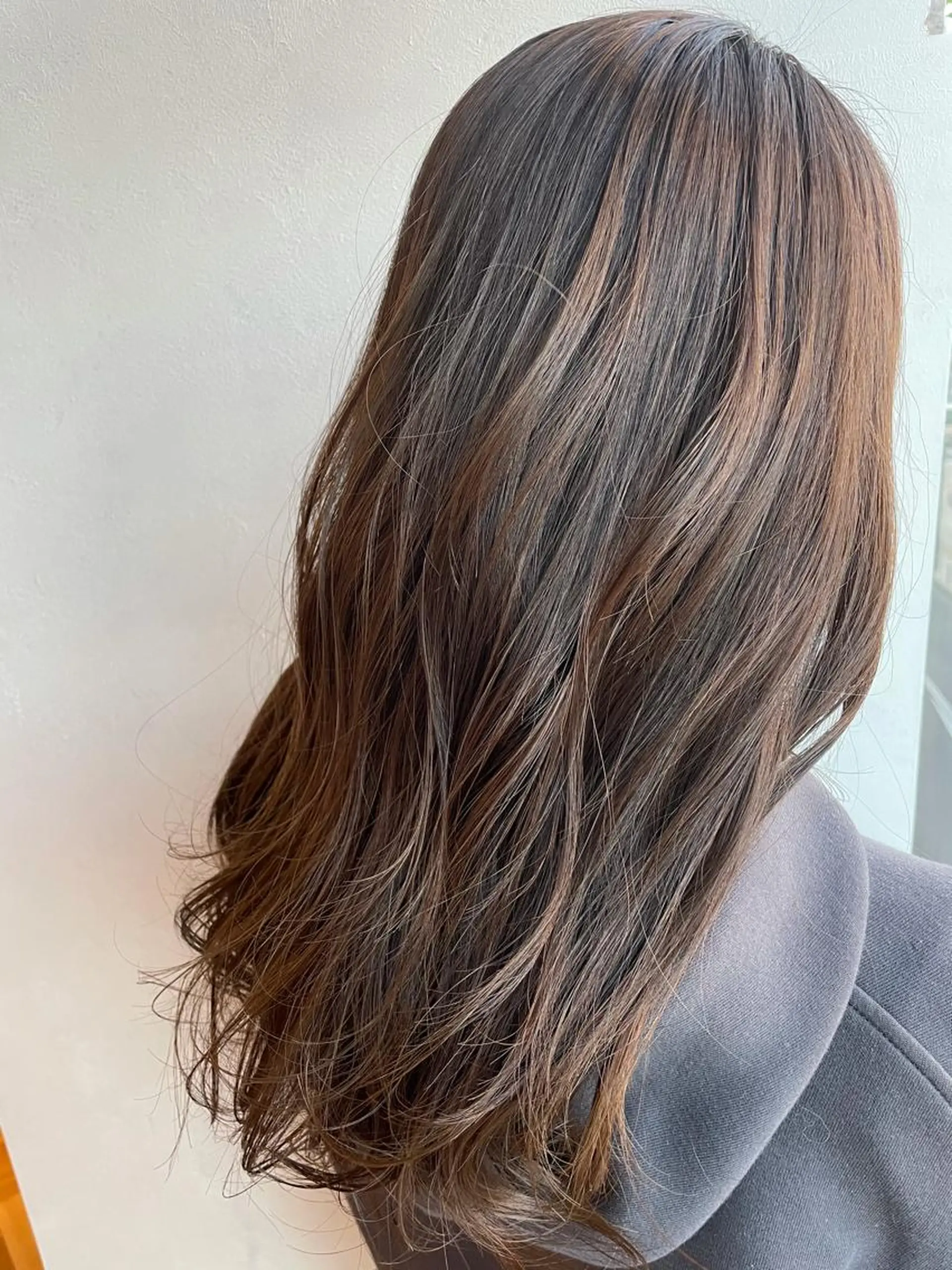 ミディアム アッシュ 透明感カラー💎 AYAのヘアスタイル