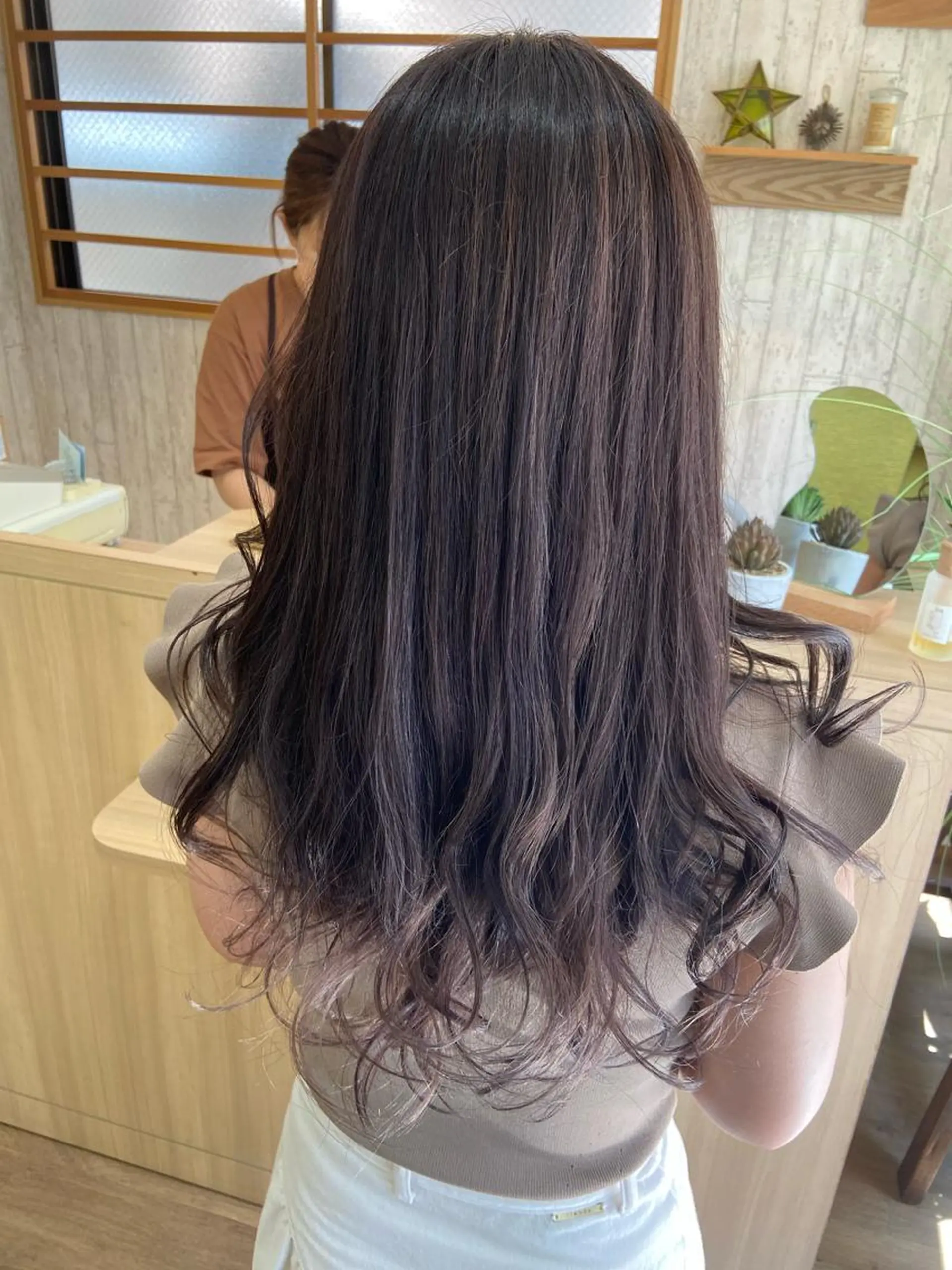 ロング カラー ハイライトカラー パープルカラー シルバー ハイライト PLUS  A所属・yoriko ♪のヘアスタイル