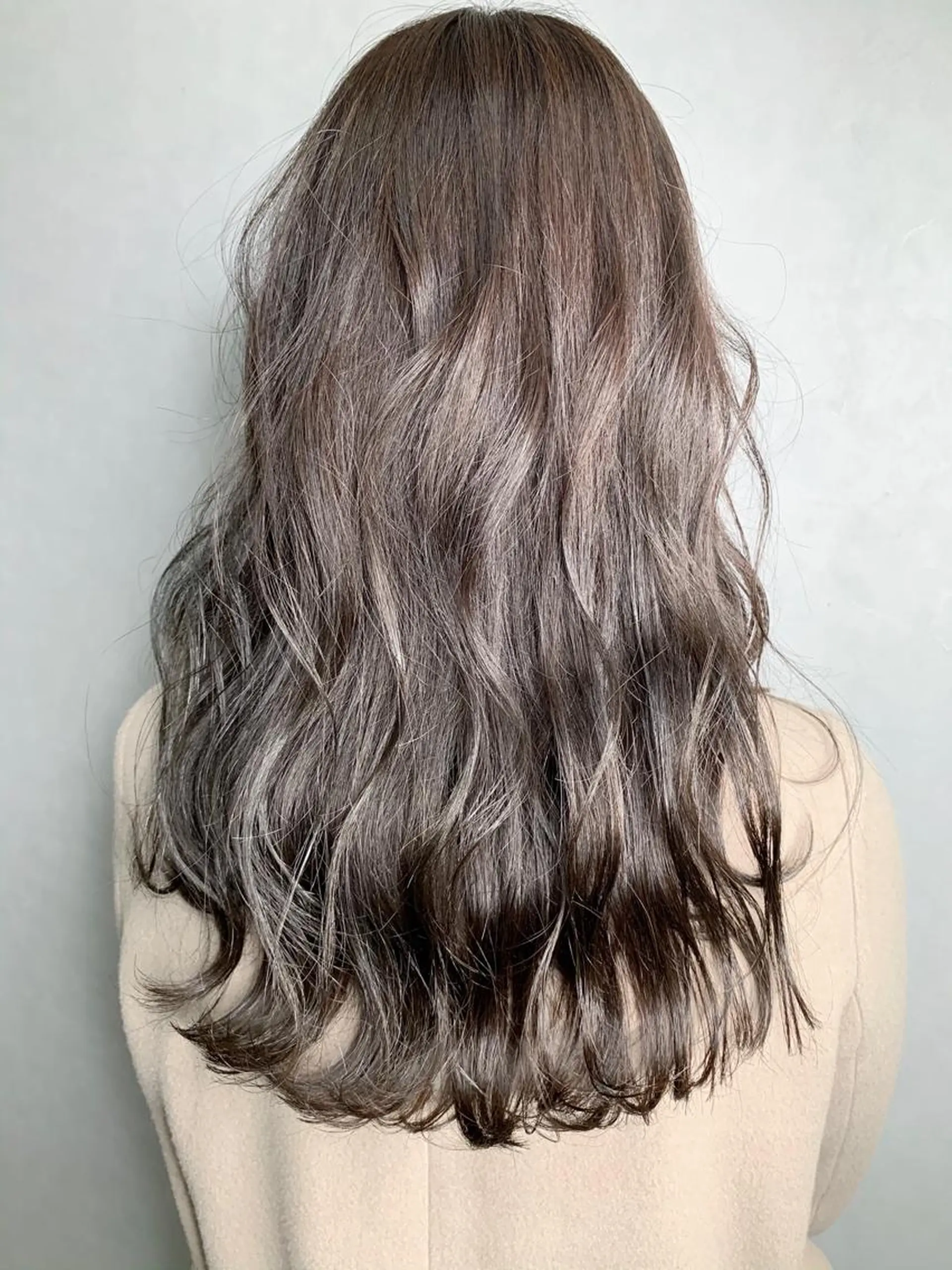 ロング カラー グレージュ 🌈 DAIKI 🌈のヘアスタイル