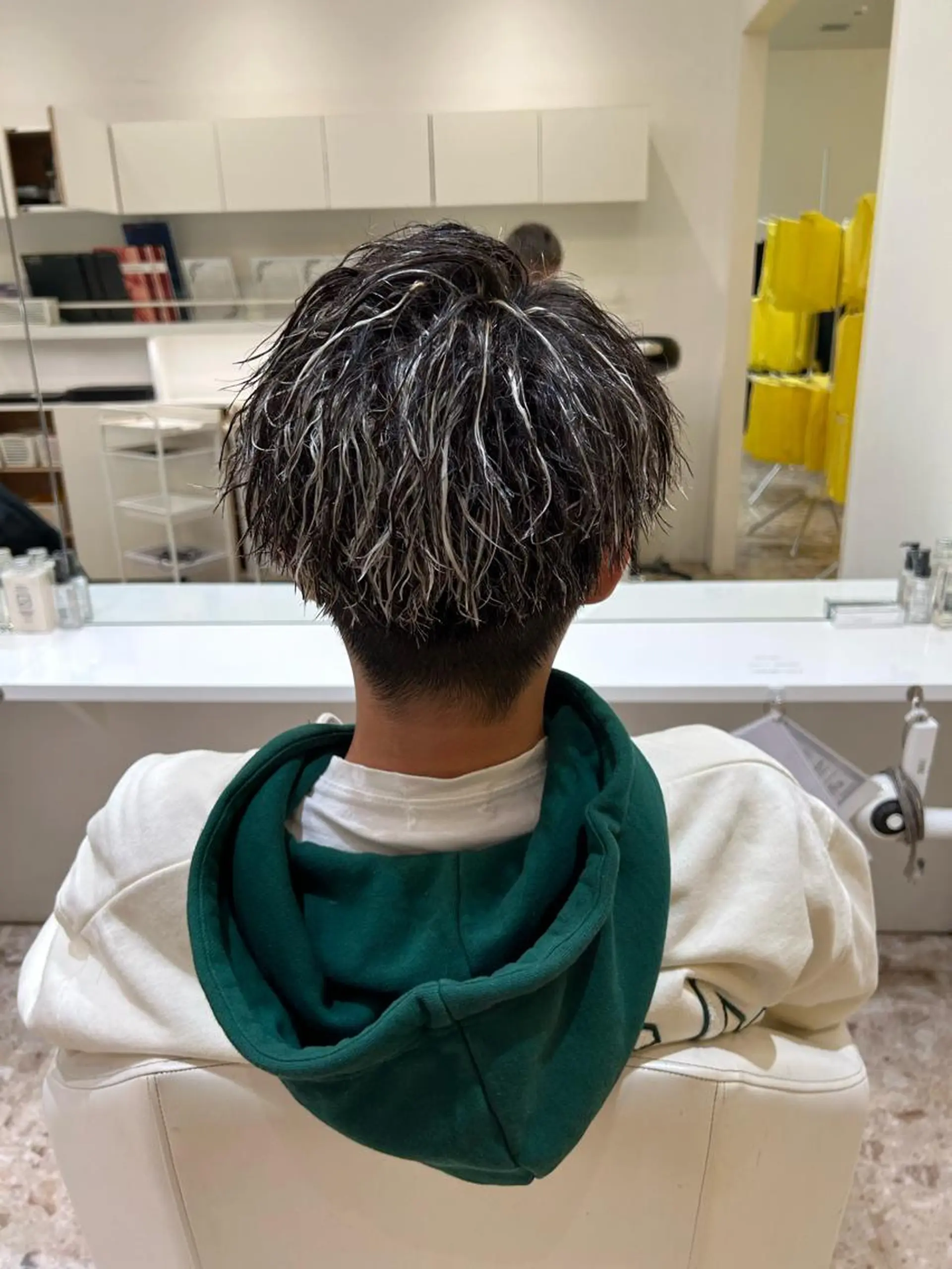 カラー パーマ メンズ キッズ KING of hair byNOISM所属・京都メンズ特化✨ No. 1/ユウキのヘアスタイル