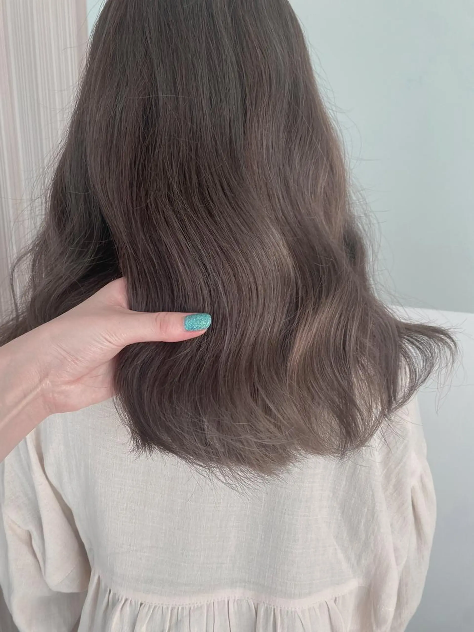 ロング カラー アッシュ ベージュカラー matsuzawa mihoのヘアスタイル