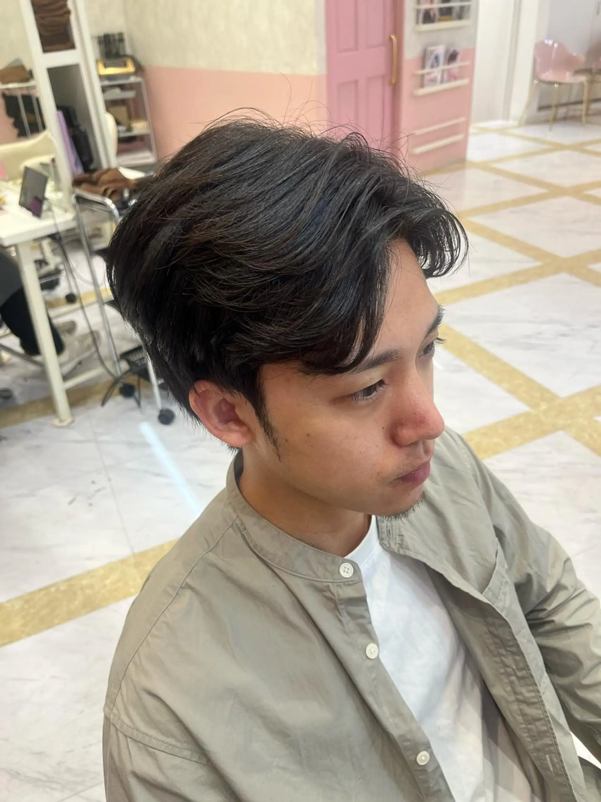 ショート メンズ ダウンパーマ メンズ韓国風 メンズパーマ 韓国風ヘア 大阪韓国メンズ特化 LUNAのヘアスタイル