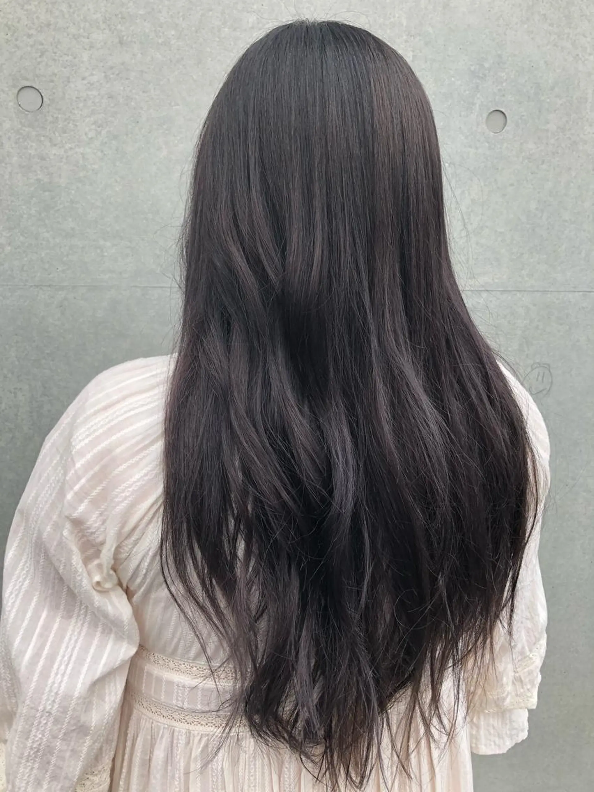 ロング カラー 透明感カラー グレージュ edge.所属・くまがい みゆ【edge.】のヘアスタイル