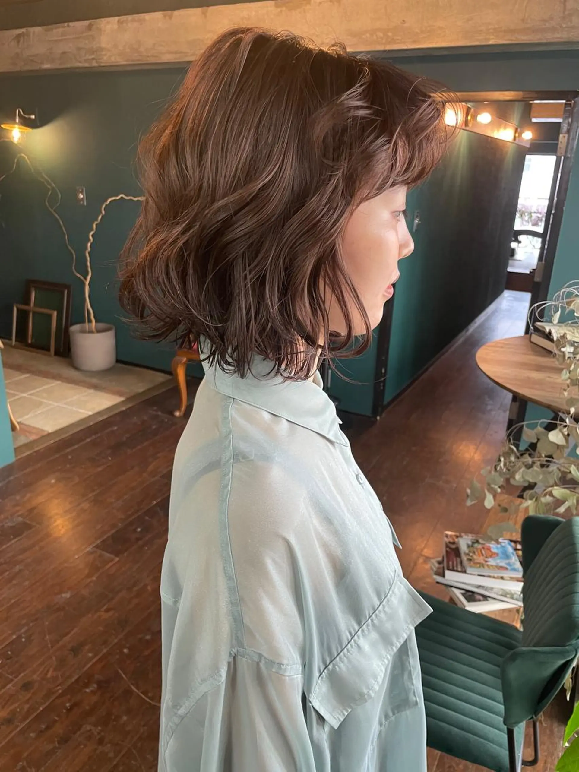 ミディアム カット ヘアカラー トリートメント vivre libre所属・vivre libreのヘアスタイル