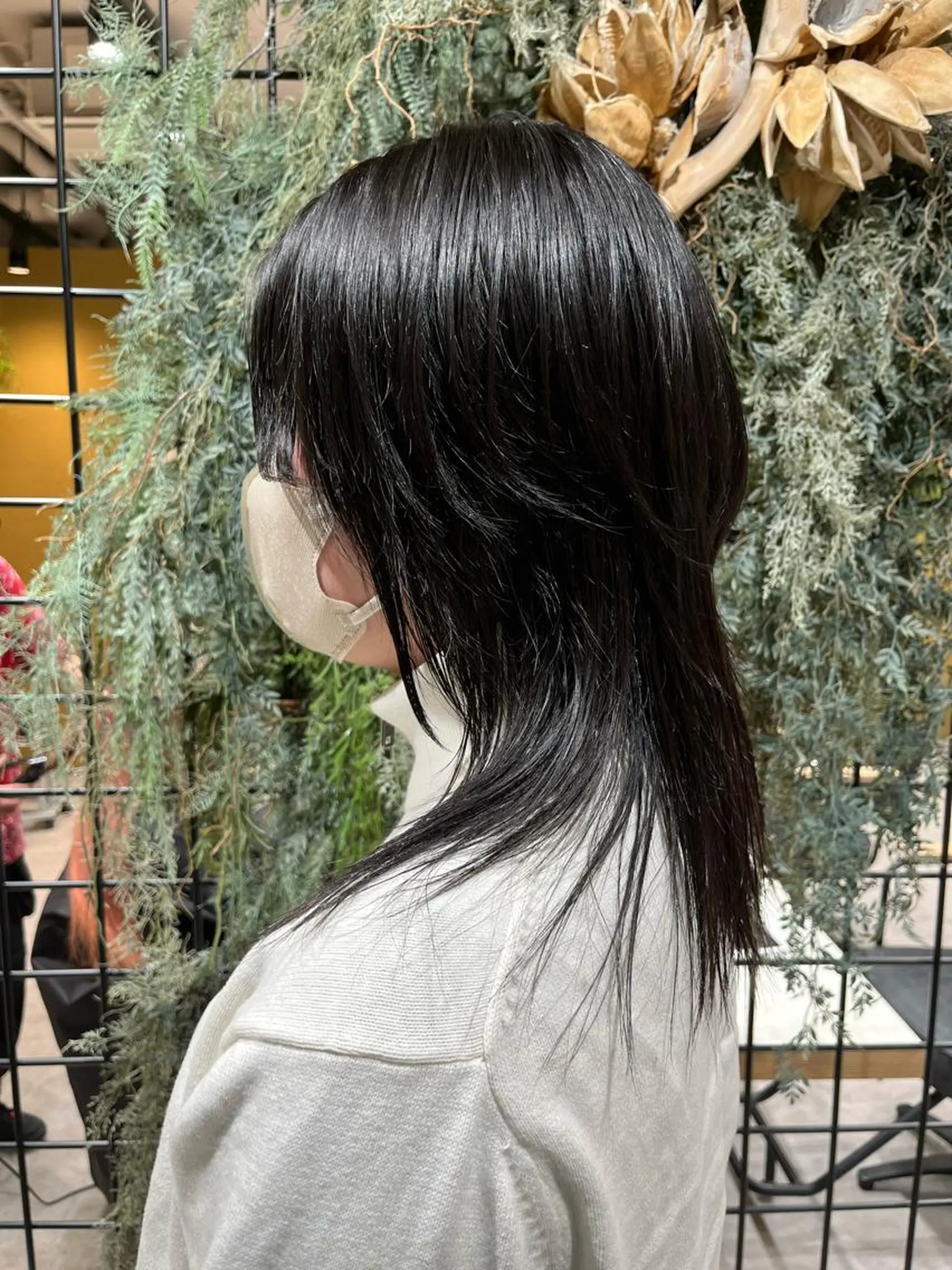 セミロング カット ウルフ.クロスパーマ 🖤RYOKAのヘアスタイル