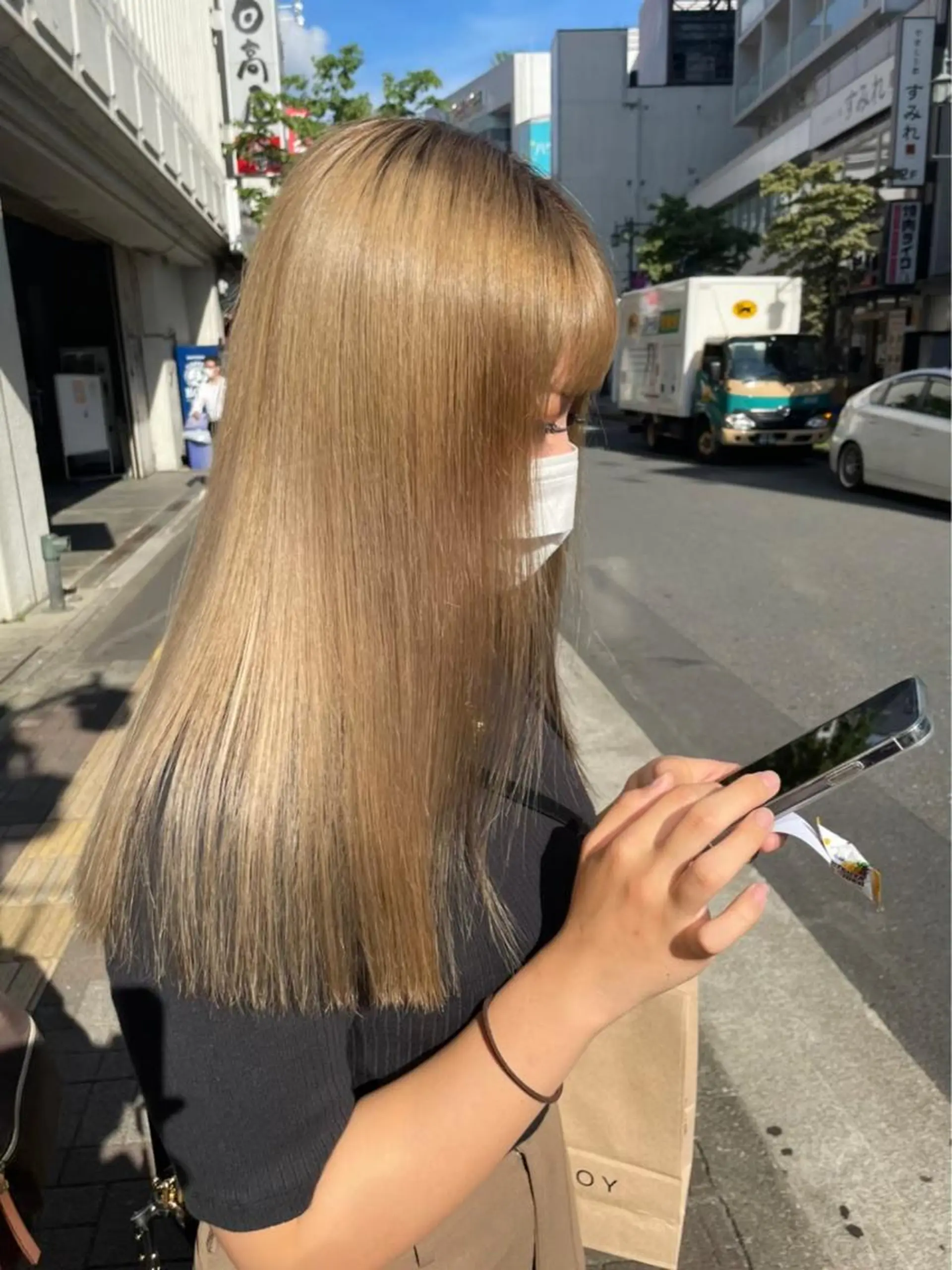 セミロング カラー ブリーチ ケアブリーチ 透明感カラー デザインカラー ダブルカラー ヘアカラー トリートメント メンズ特化/マツエク AYAKA🌙のヘアスタイル