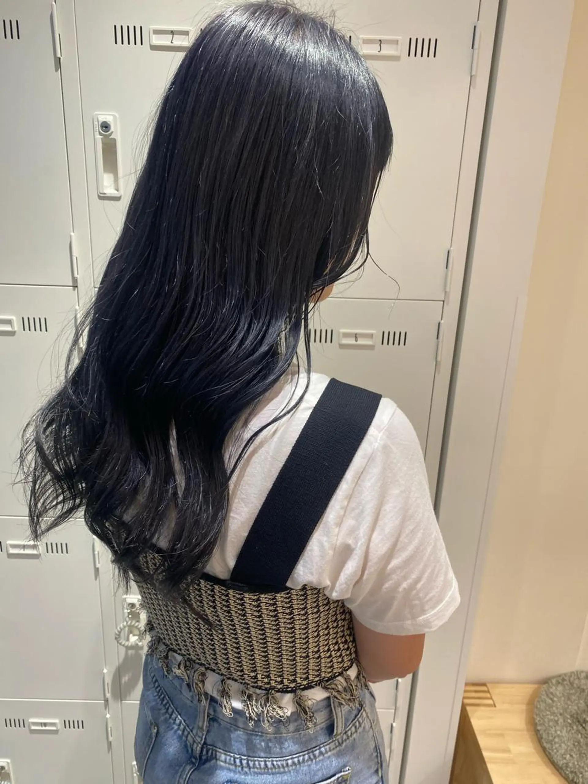 ロング カラー ヘアアレンジ 黒髪 ブリーチ ブルーカラー ブルーブラック ヘアカラー ボブ /ニュアンス/ satomi🧸💖のヘアスタイル