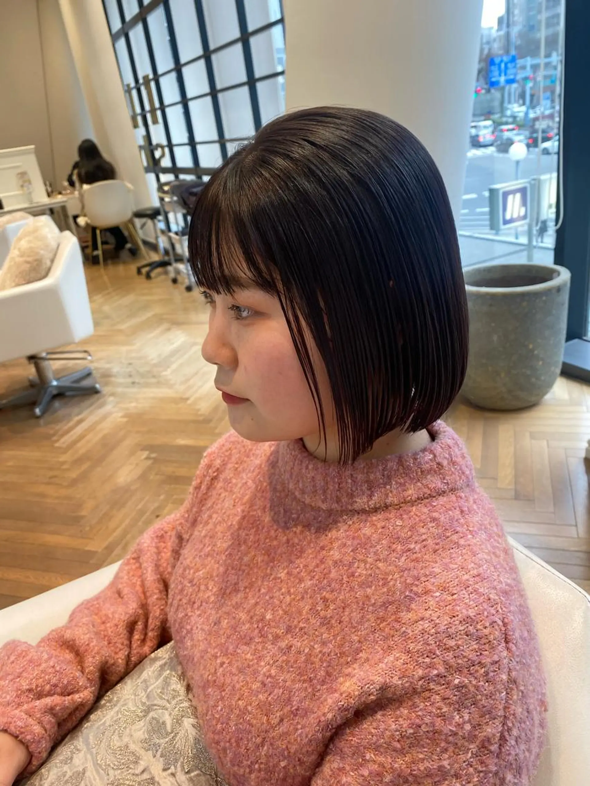 ショート カラー ボブ 増井 彩乃のヘアスタイル