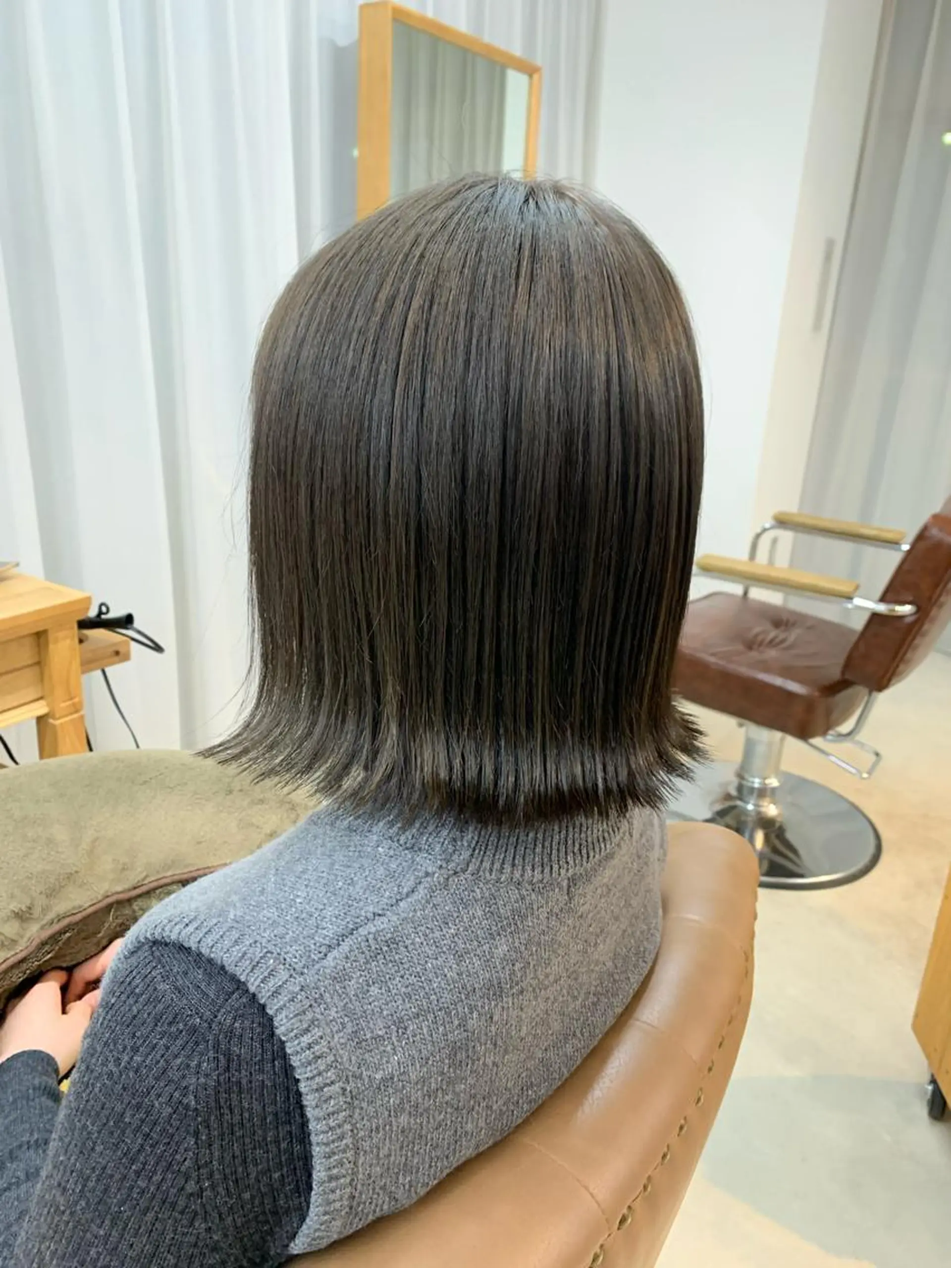 ミディアム カラー 透明感カラー cirrus🕊 韓国ヘア♡山縣あかりのヘアスタイル
