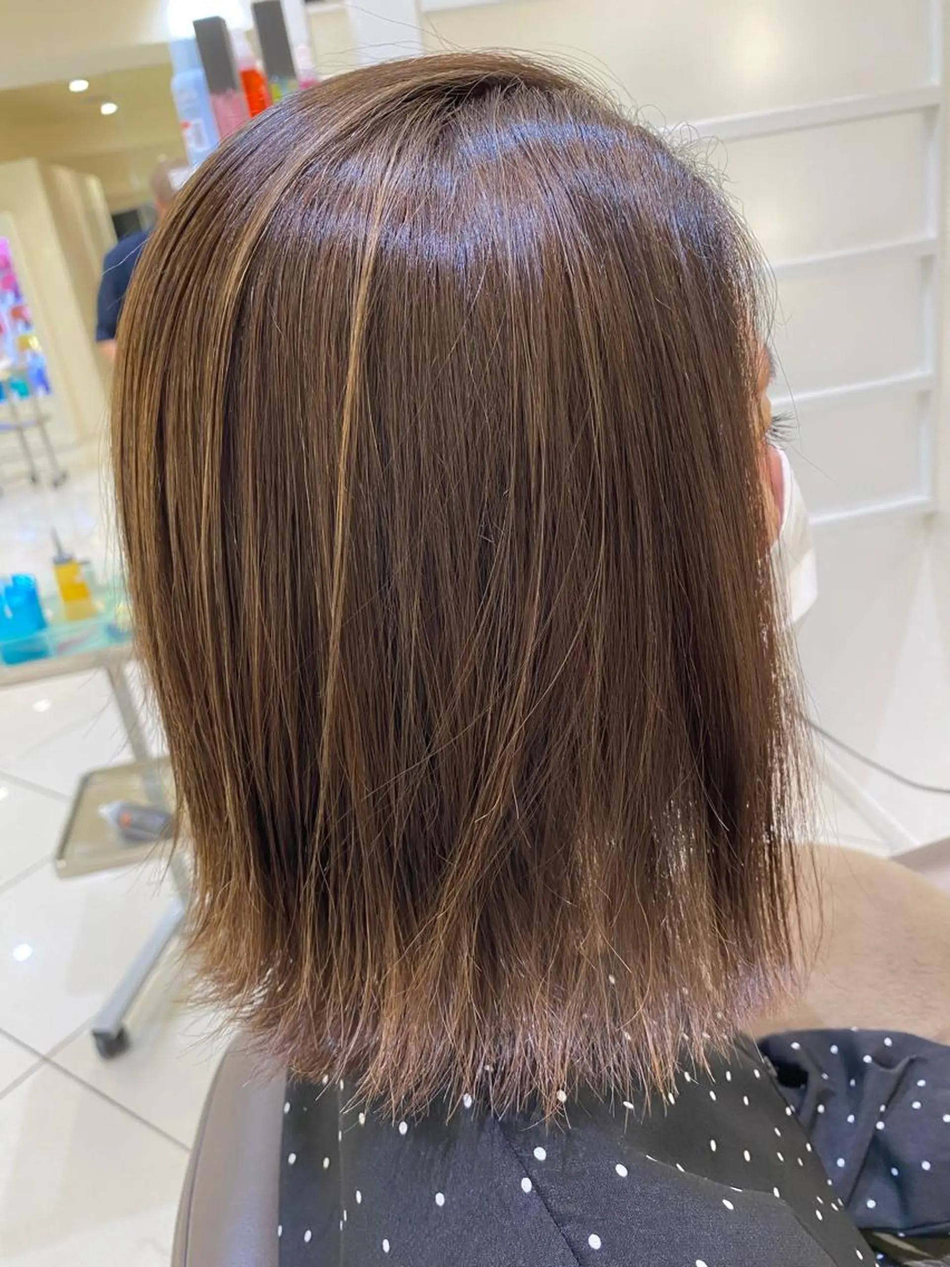 ミディアム カラー プレイングカラー🤍 細めハイライトのヘアスタイル