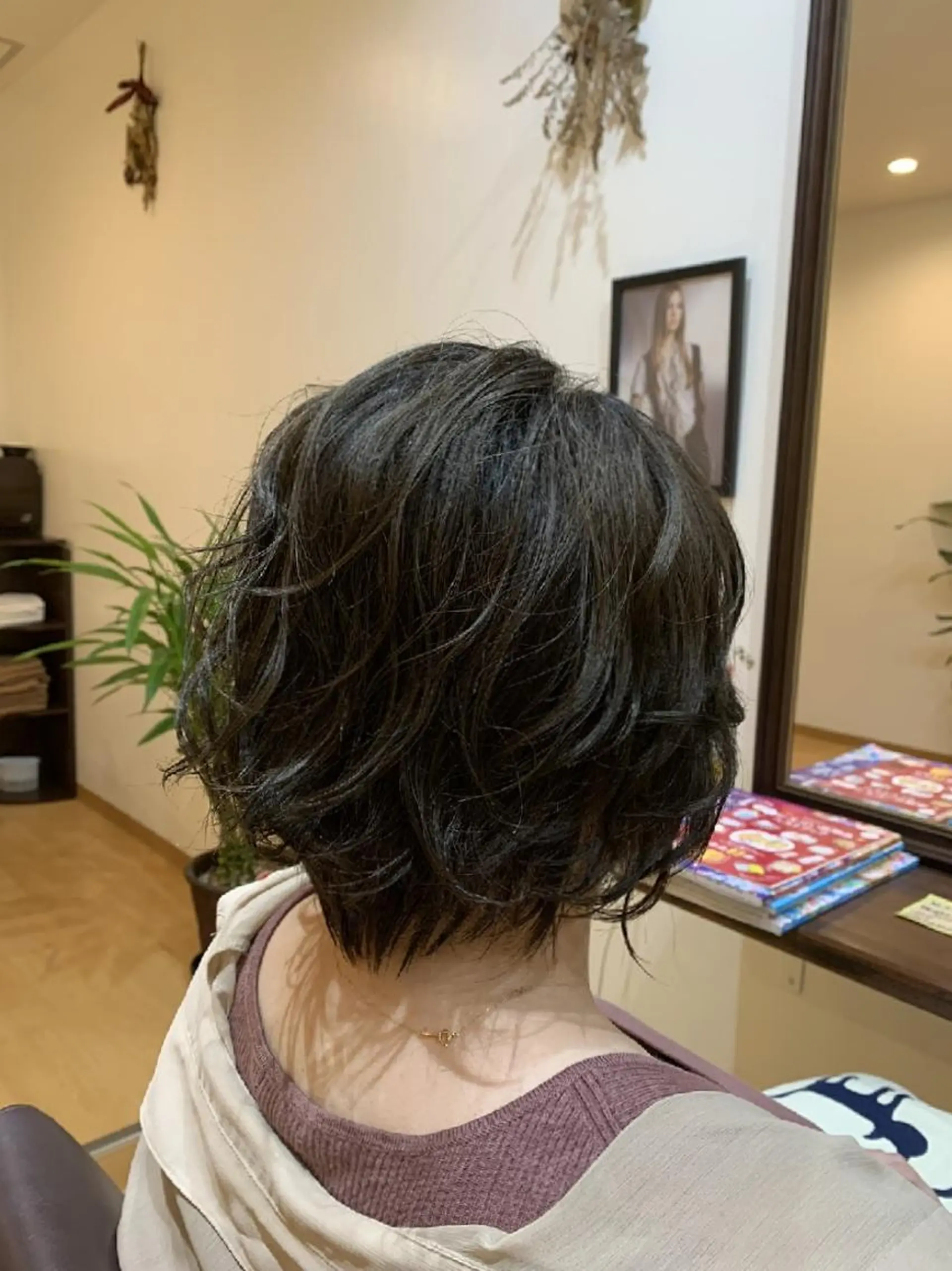 ショート カラー SUGAR所属・サトウ シューイチのヘアスタイル