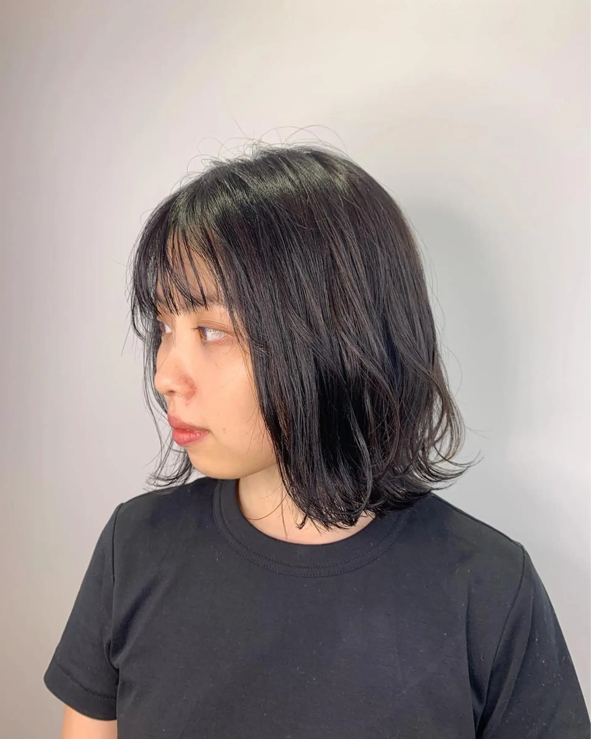 ショート カラー ダークグレー ダークグレージュ グレージュ ボブ SALOWIN神戸三宮店所属・【美髪を叶える】中谷 彰宏（アキ)のヘアスタイル