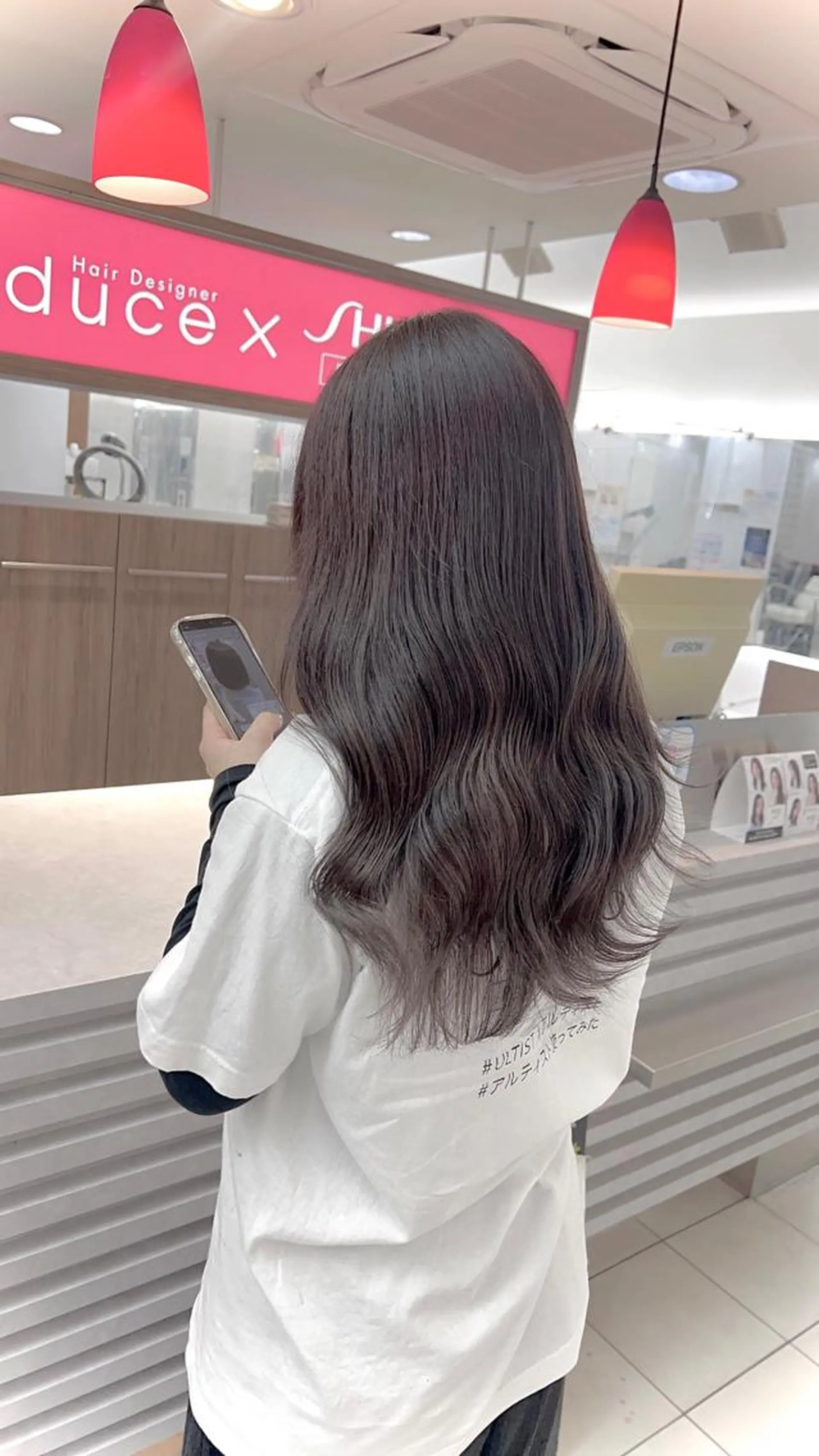 ロング カラー ブリーチ 透明感カラー ブリーチなしカラー ヘアカラー トリートメント 艶髪レイヤー屋さん 大澤竜馬のヘアスタイル