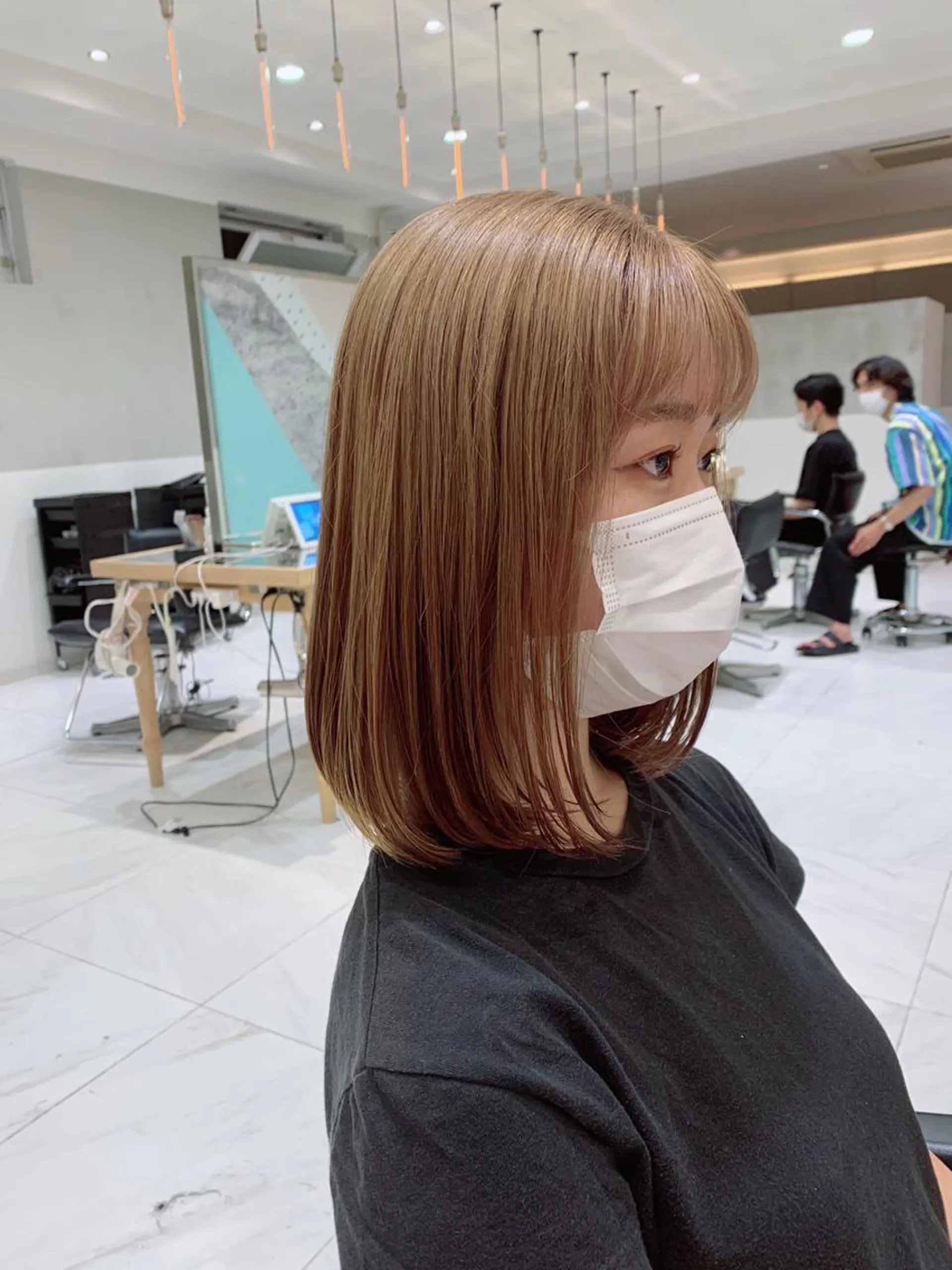 ミディアム ヘアカラー トリートメント ヘッドスパ ヘアセット 透明感ブリーチ カラー✨有坂映哉のヘアスタイル