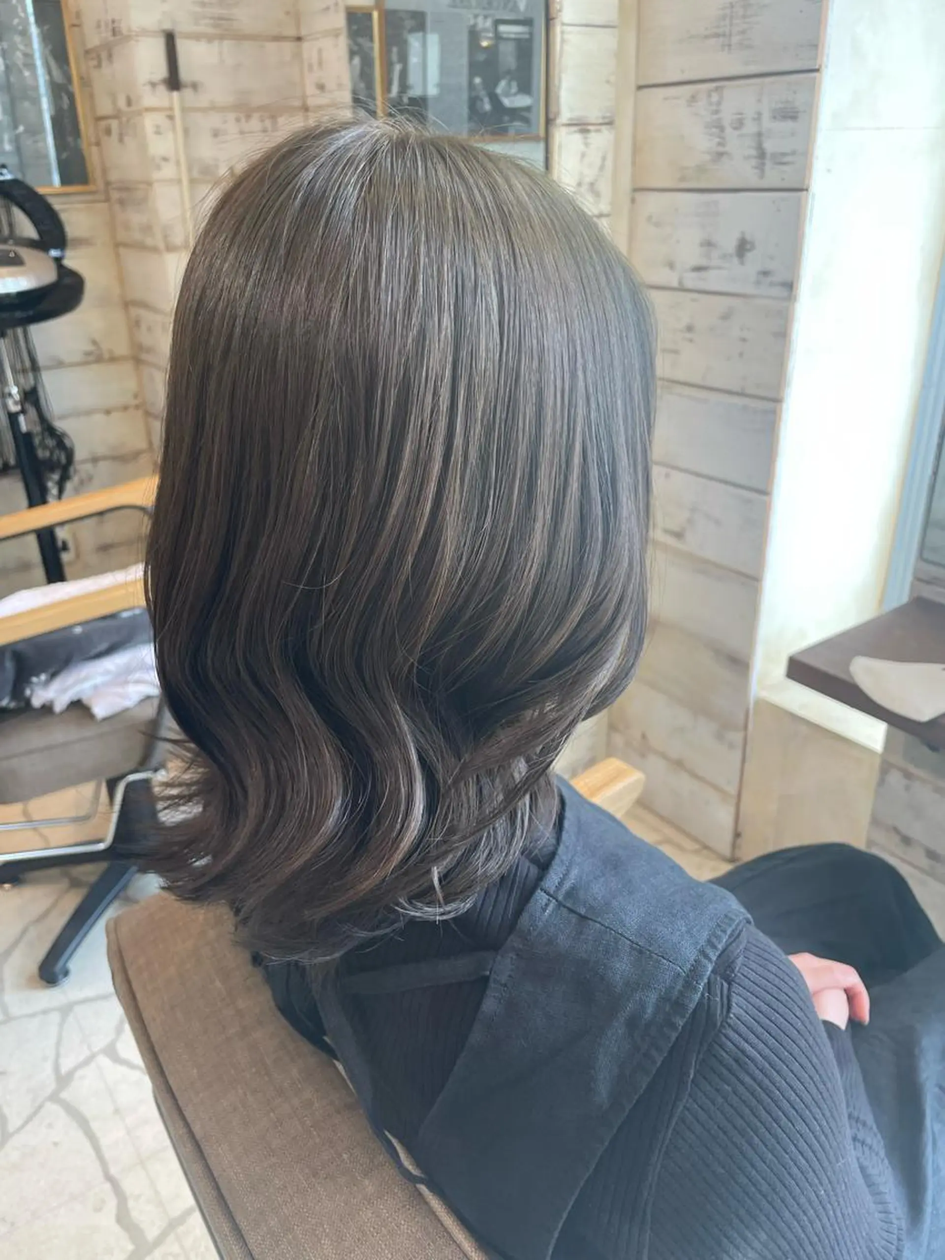 ミディアム カラー トリートメント スリールヘアー所属・🖤nako/艶髪/ 透明感カラー🖤のヘアスタイル
